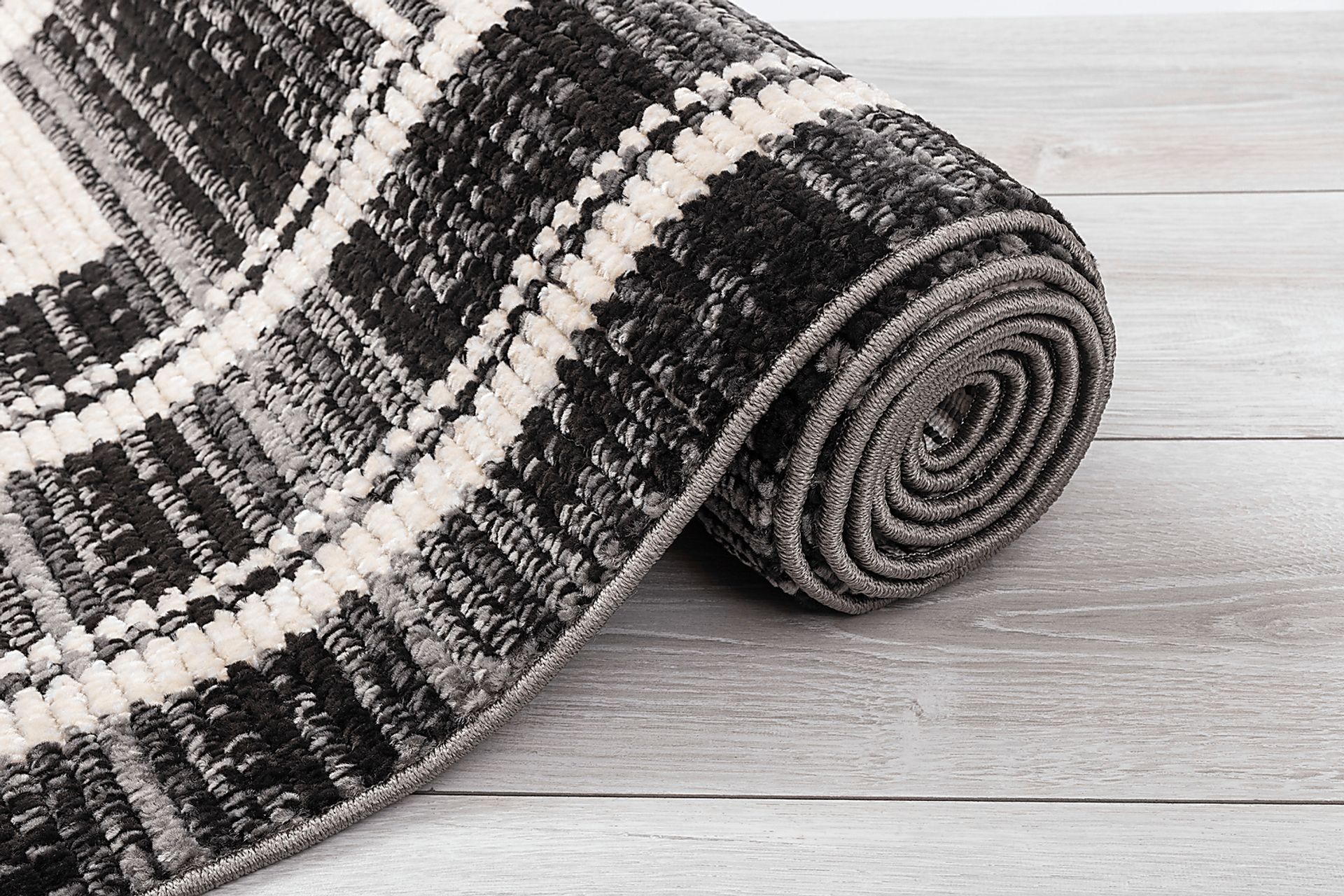 Valraine Black 5'7 x 7'7 Rug - Image 8