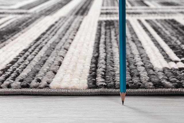 Valraine Black 7'10 x 10'1 Rug - Thumbnail - Image 7