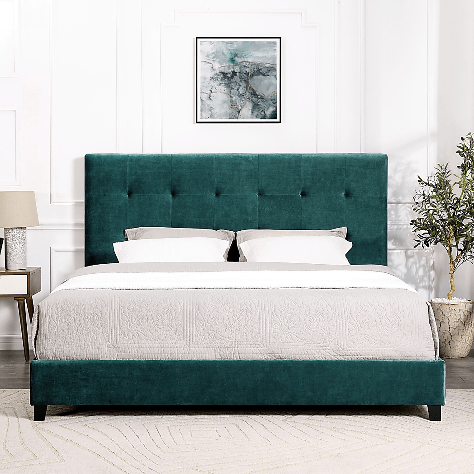 Valria Green King Upholstered Bed - Image 3
