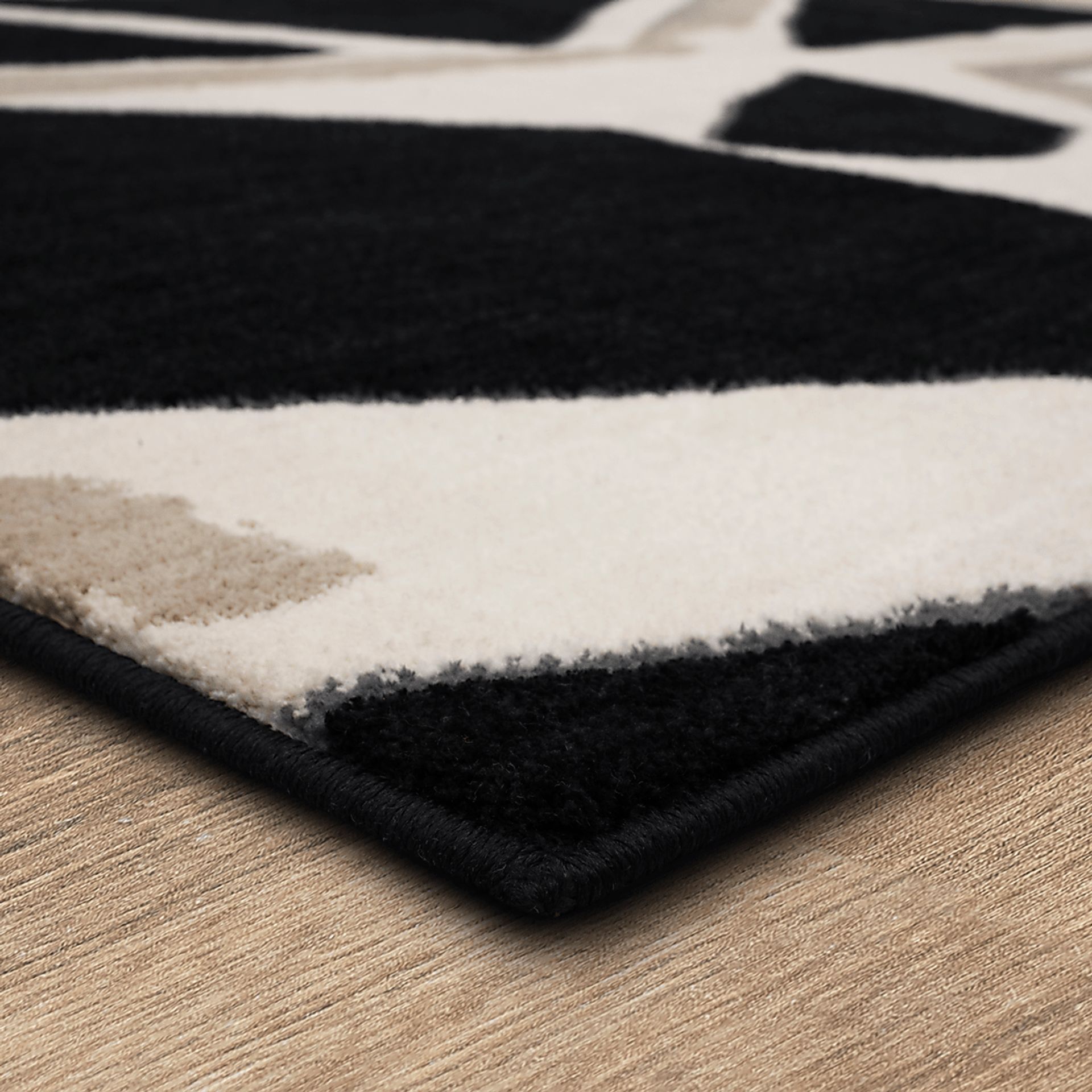 Stacy Garcia Vanita Black 5'3 x 7'10 Rug - Image 4