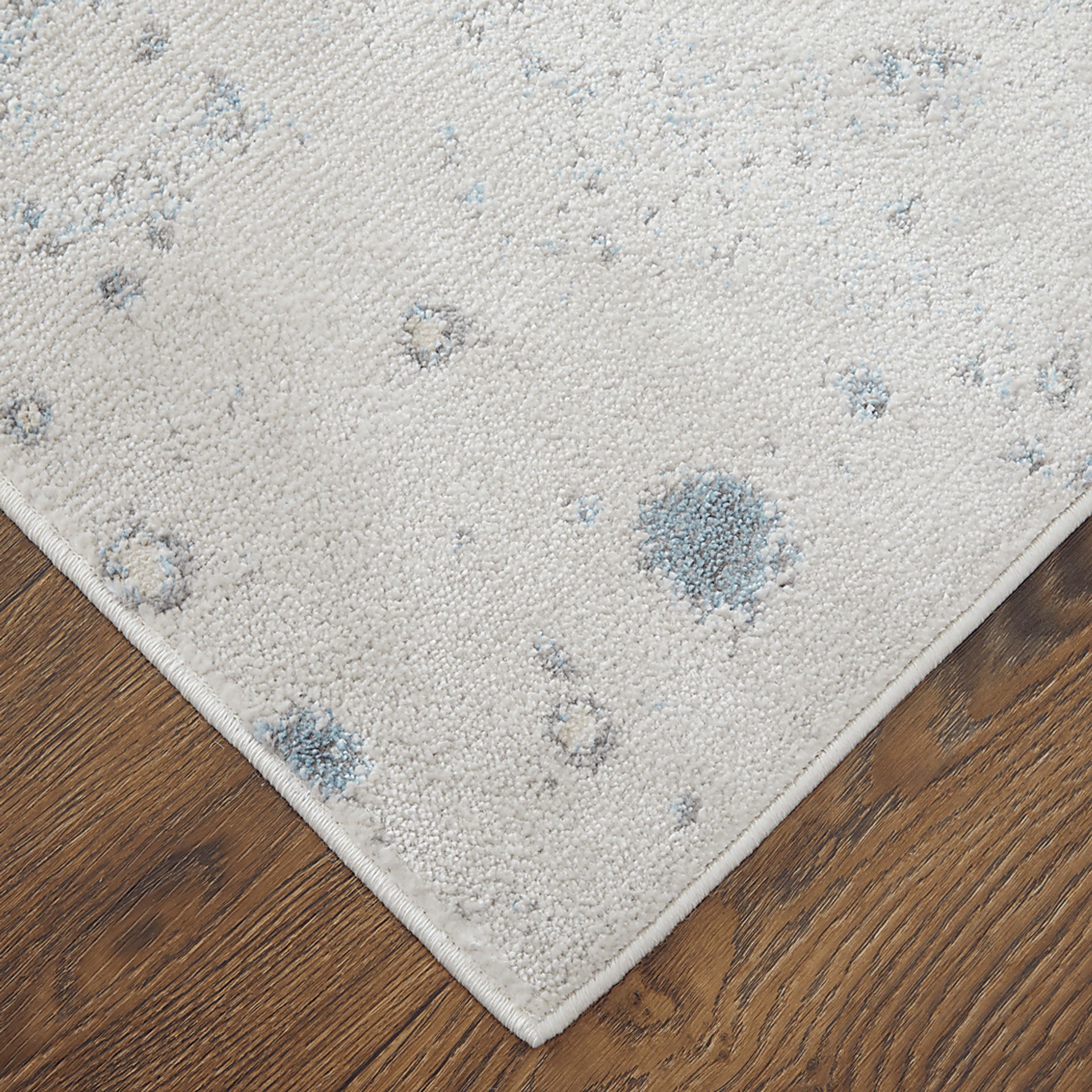 Vaves Blue 8' x 10' Rug - Image 4