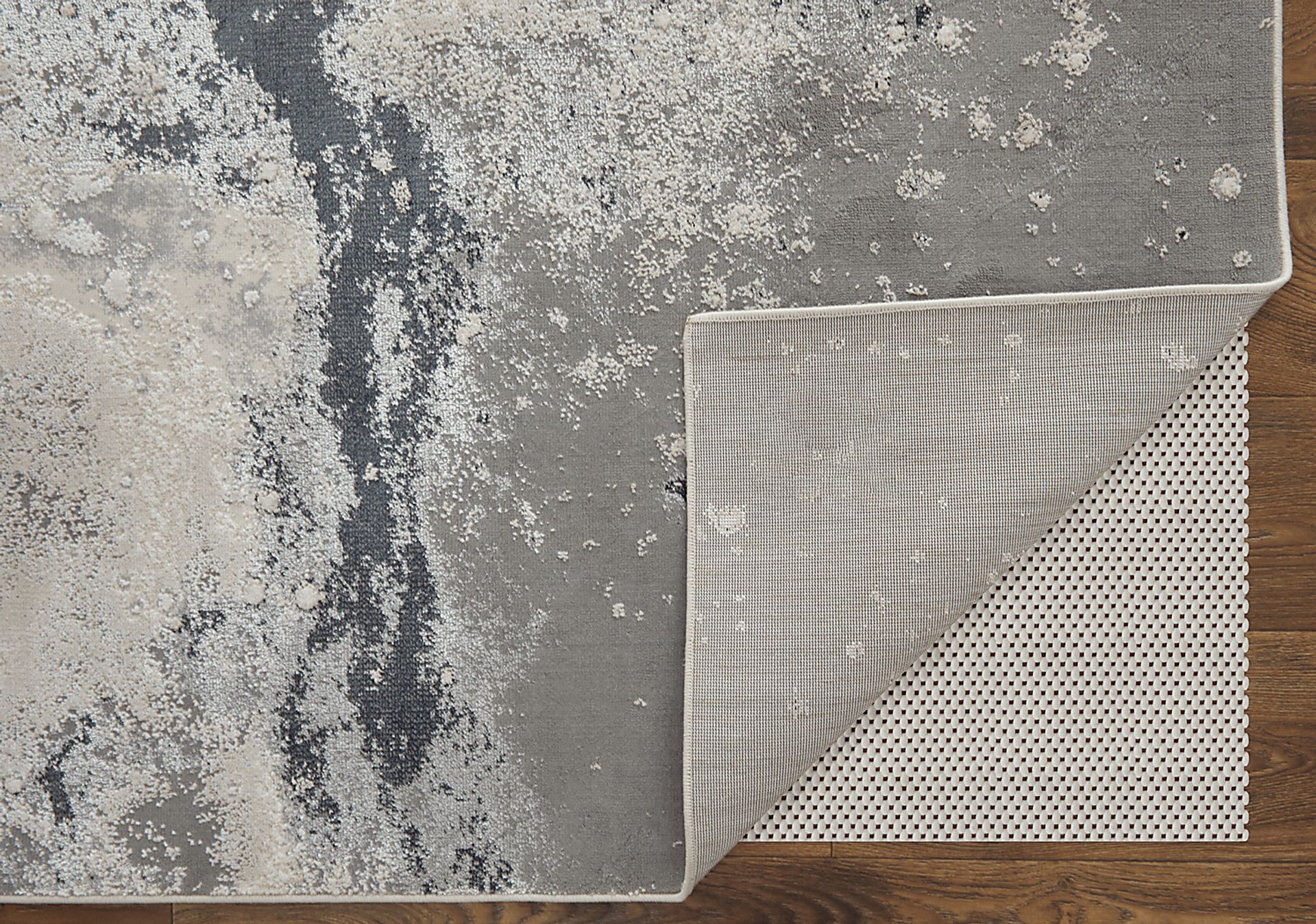Vaves Gray 6'7 x 9'6 Rug - Image 3