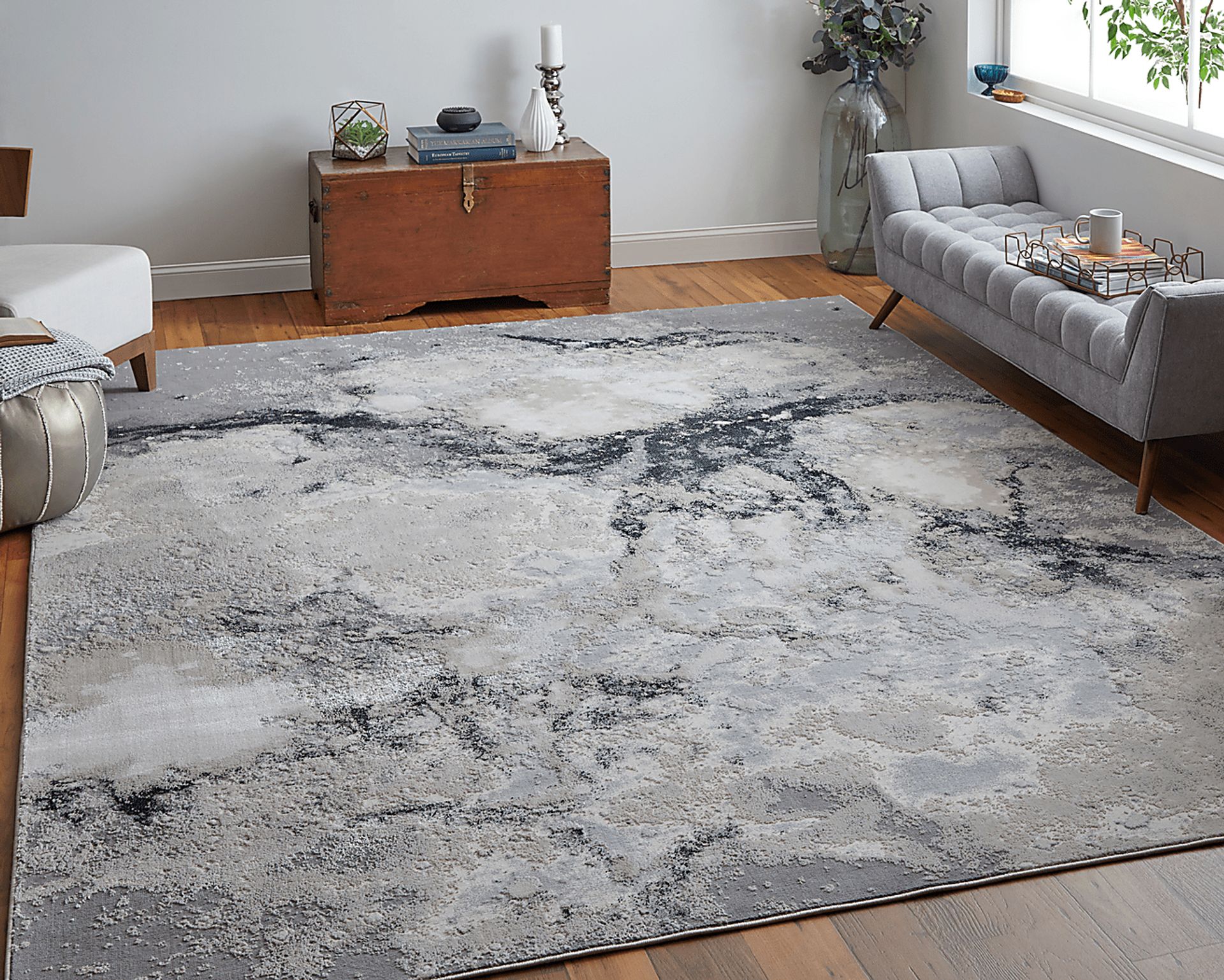 Vaves Gray 6'7 x 9'6 Rug - Image 8