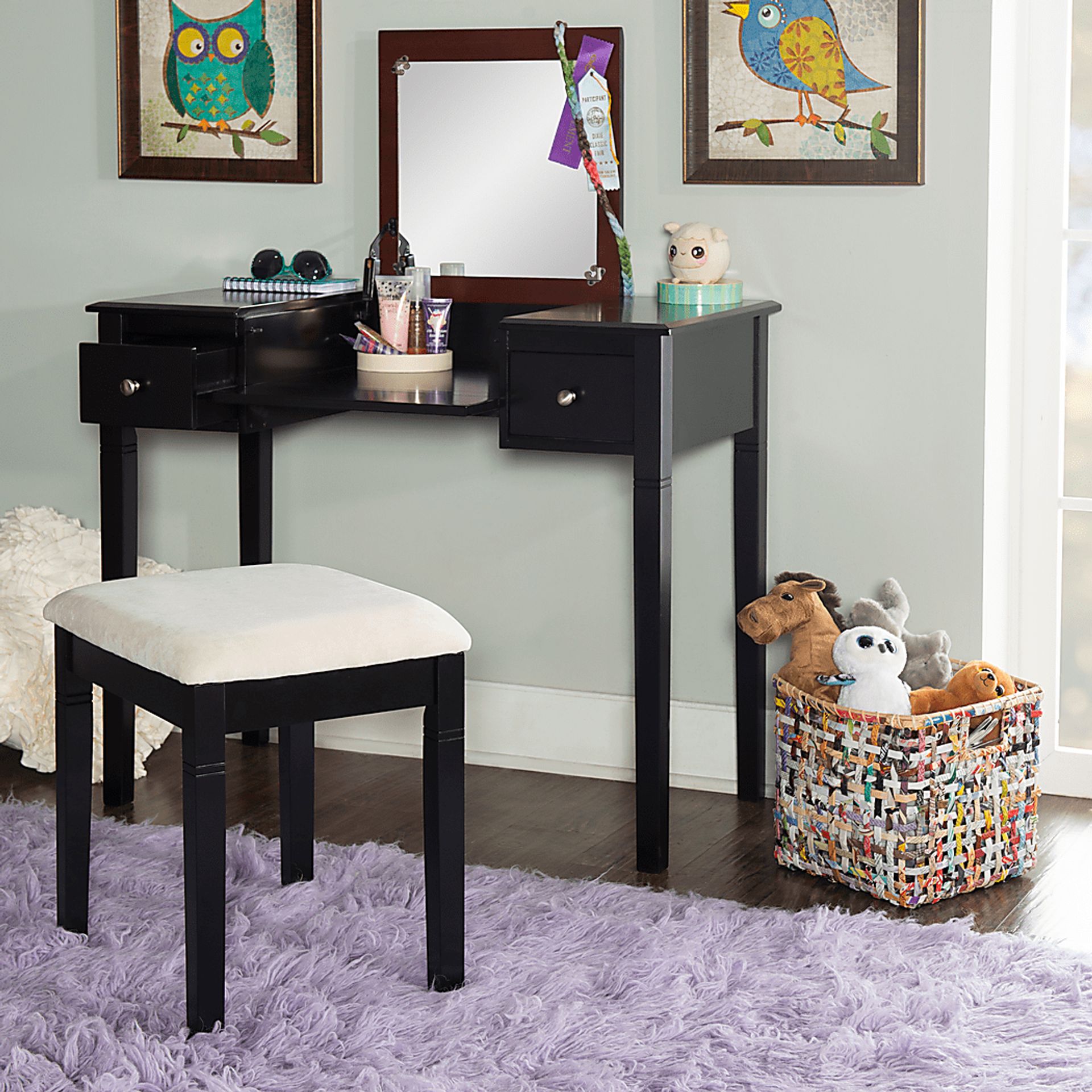 Veazey Black Vanity Set - Image 15