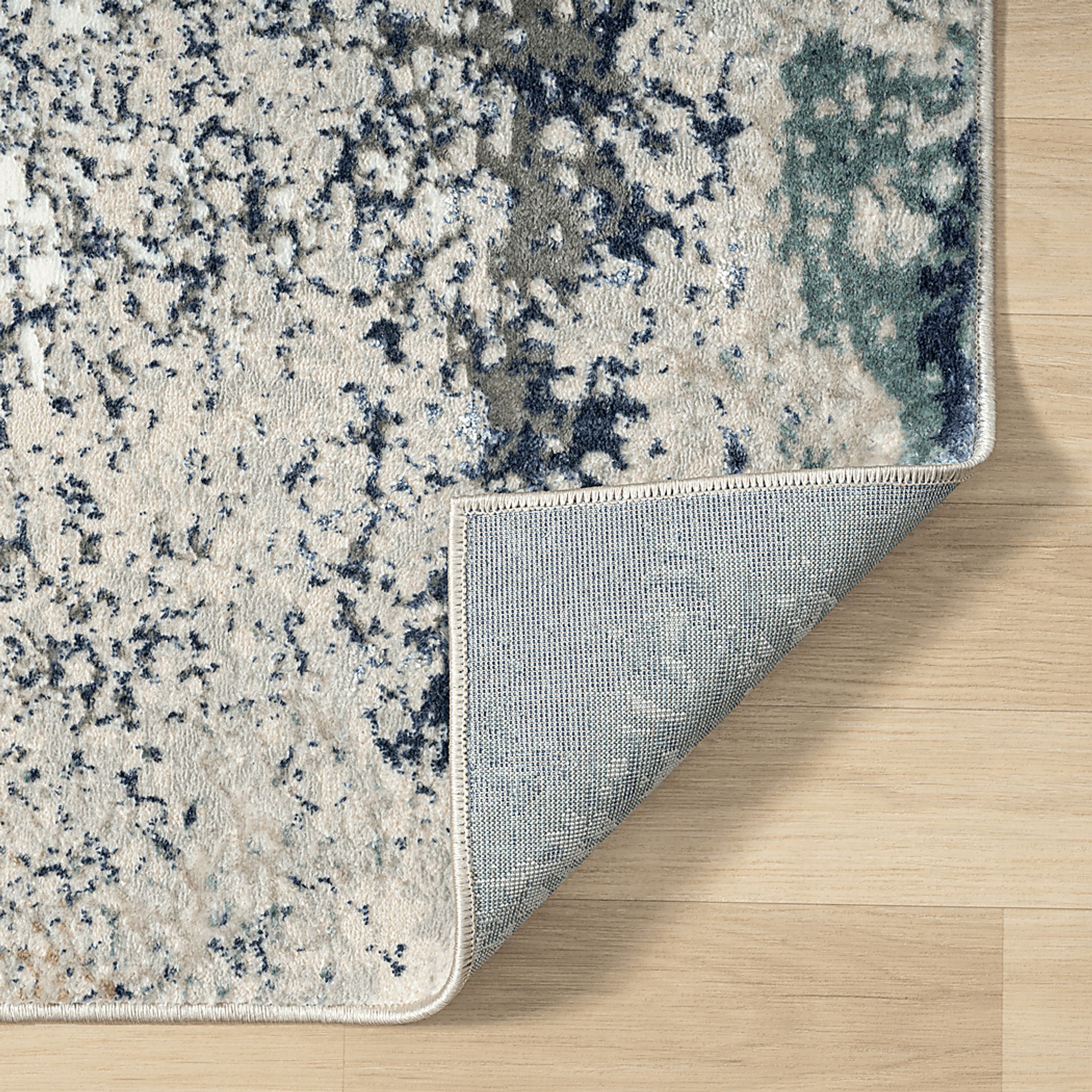 Venerla Blue 5' x 7' Rug - Image 5