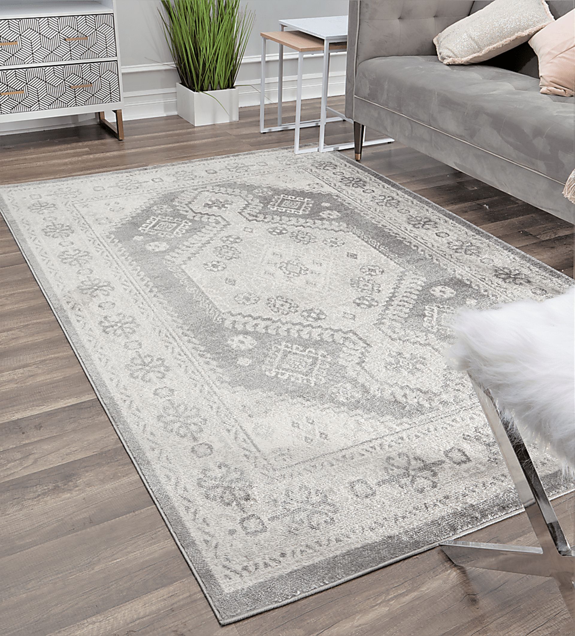 Vennie 5'3 x 7' Light Gray Rug - Image 2