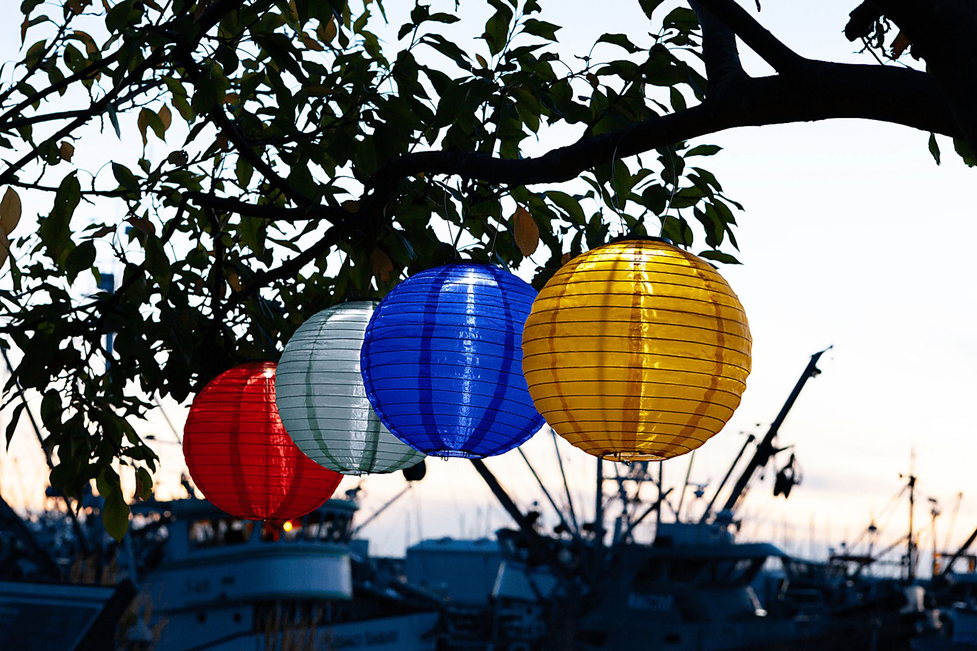 Vense Island Outdoor Blue Solar Lantern - Image 16