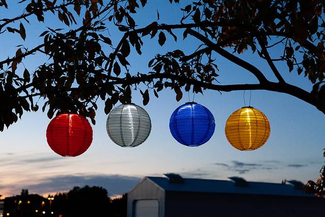 Vense Island Outdoor Blue Solar Lantern - Thumbnail - Image 17