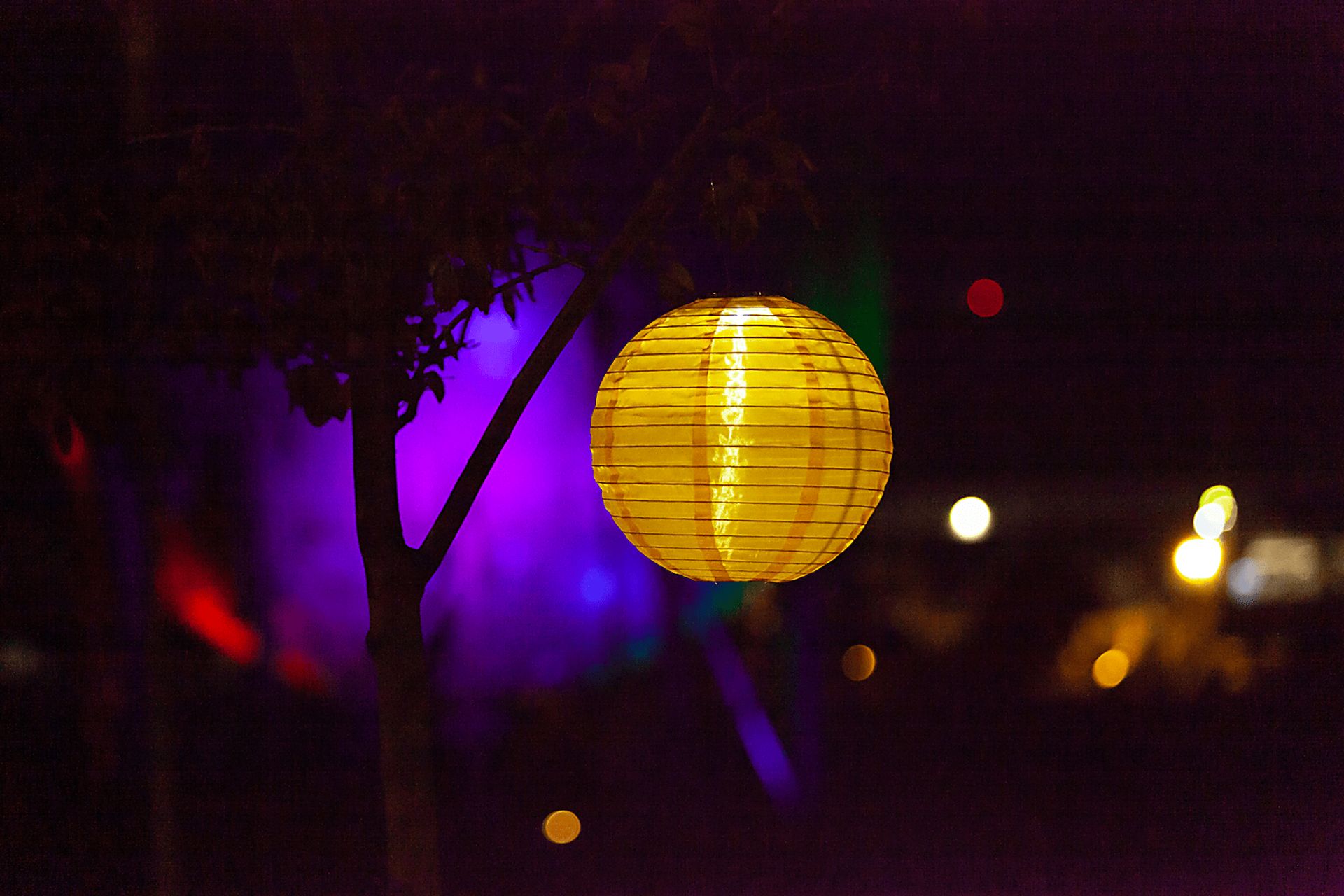 Vense Island Outdoor Yellow Solar Lantern - Image 6