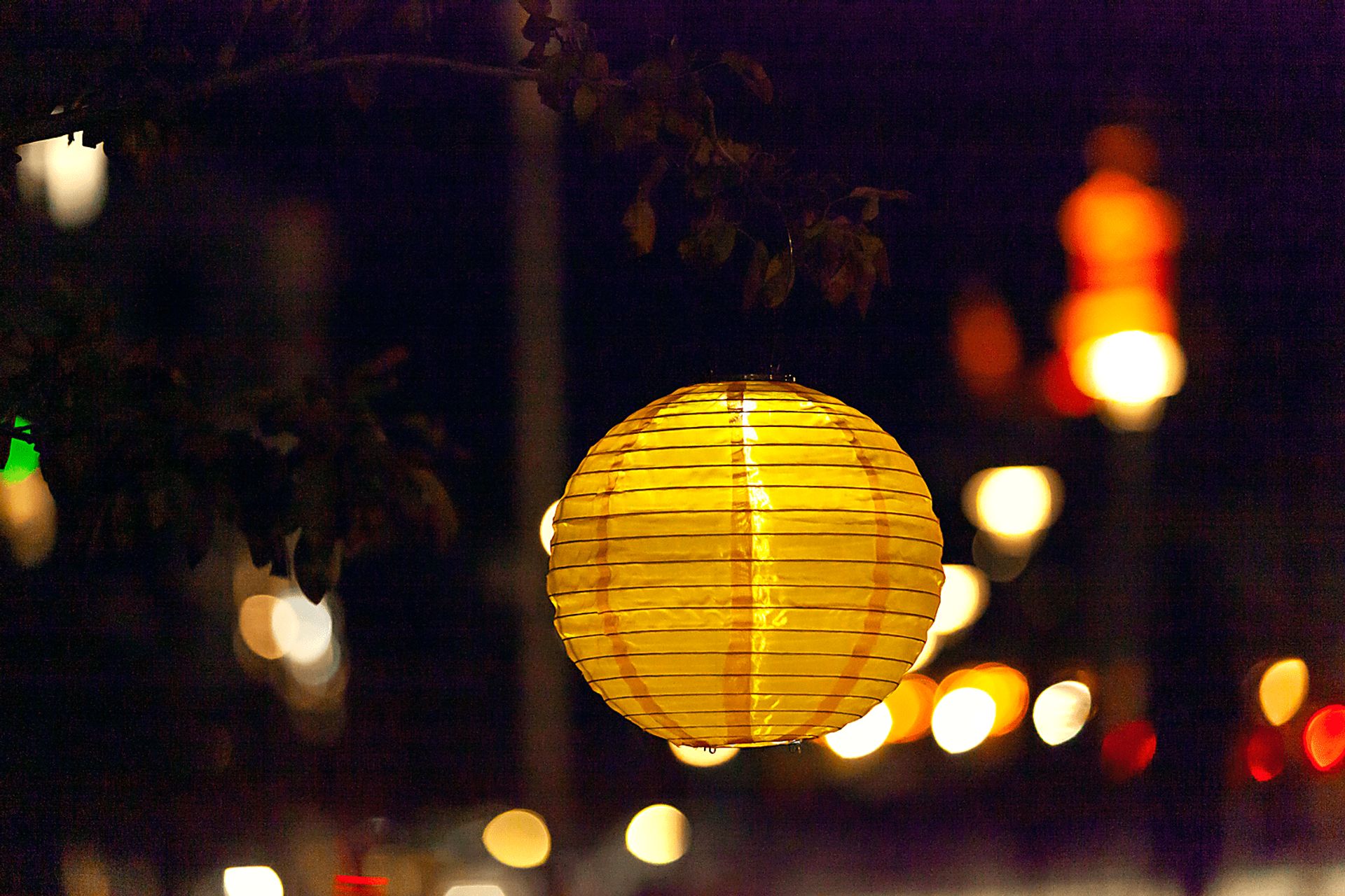 Vense Island Outdoor Yellow Solar Lantern - Image 7