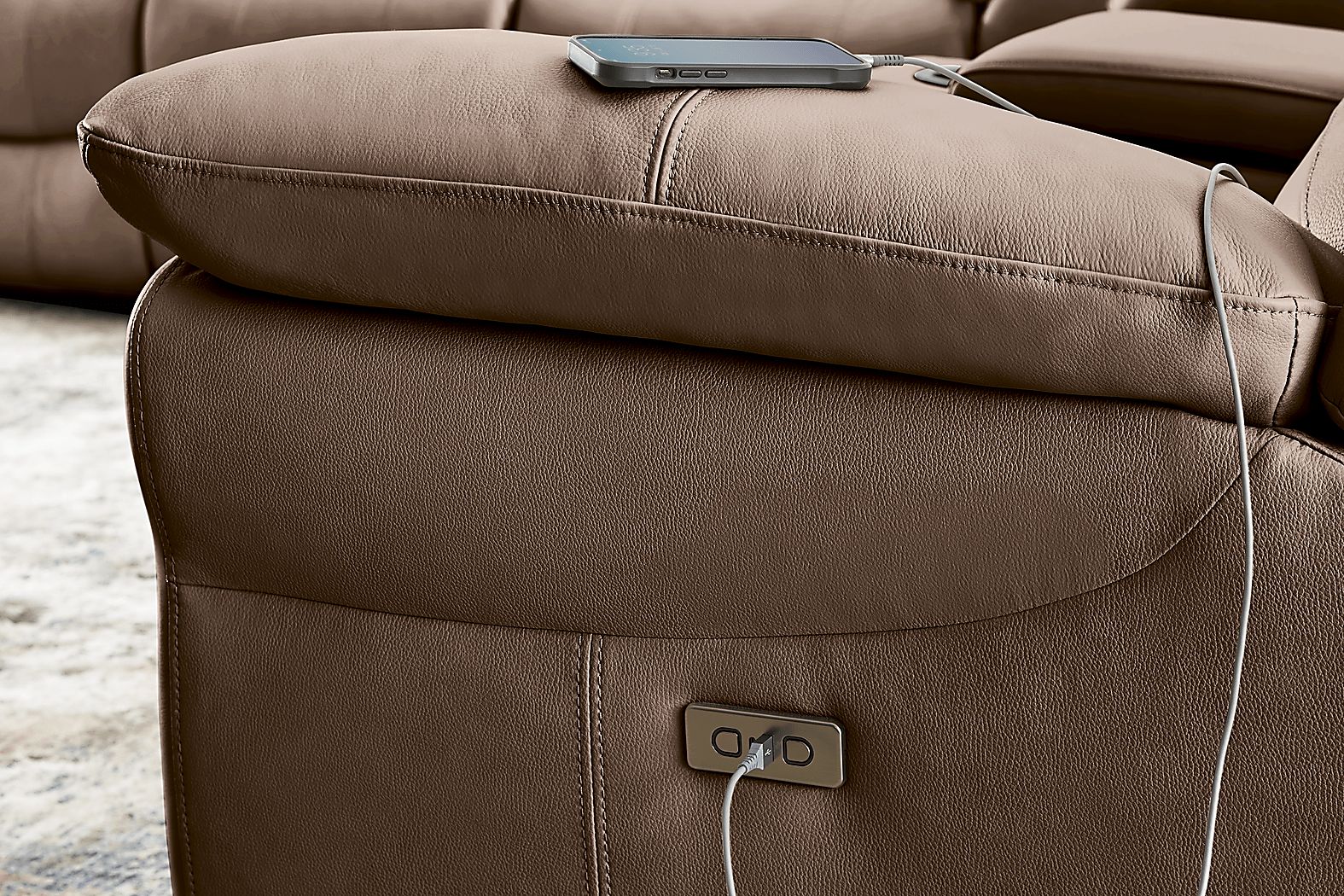 Rooms To Go Vercelli Way Leather Power Reclining Loveseat - Thumbnail 3
