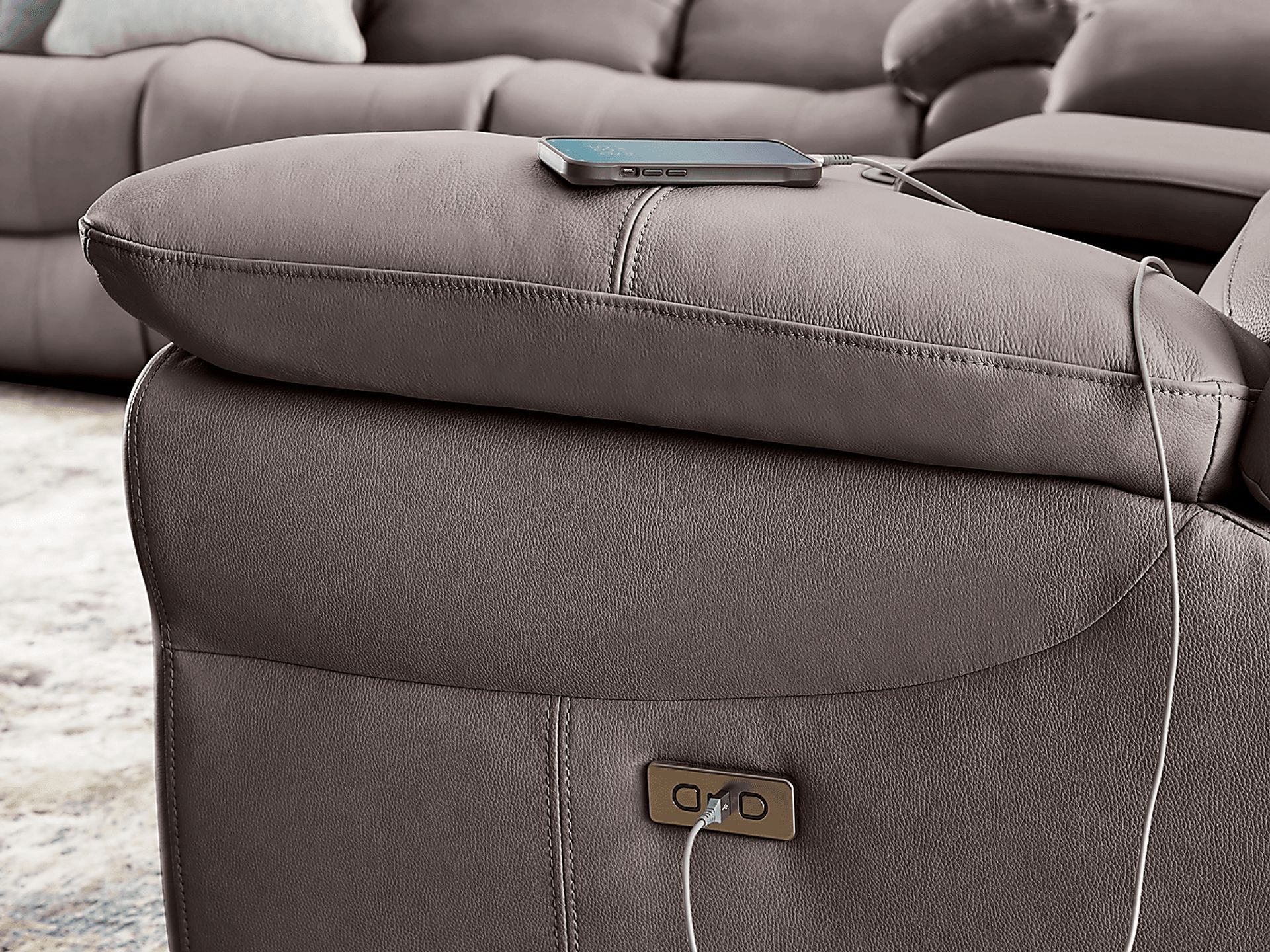 Vercelli Way Gray Leather Power Reclining Console Loveseat - Image 3