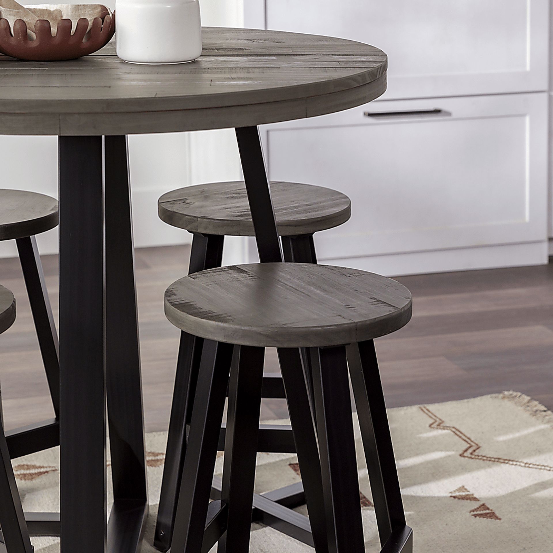 Verdenbruk Gray Counter Height Dining Table - Image 5