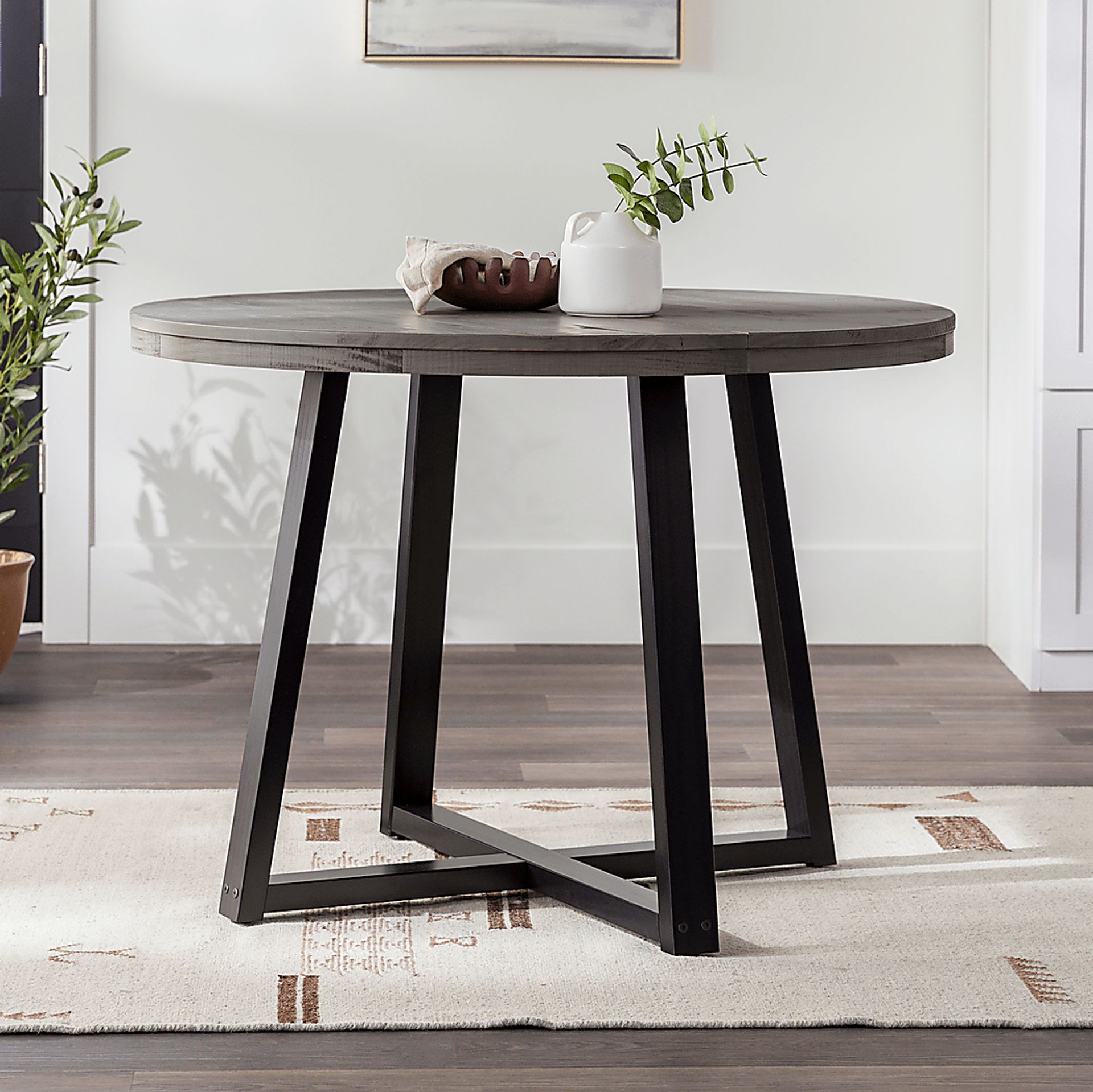 Verdenbruk Gray Dining Table - Image 3