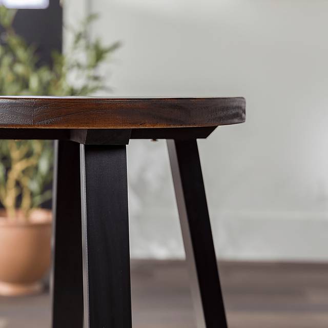 Verdenbruk Mahogany Counter Height Stool, Set of 2 - Thumbnail - Image 8