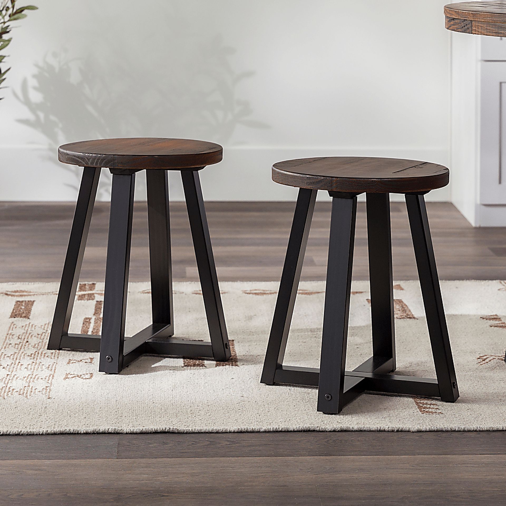Verdenbruk Mahogany Dining Stool - Image 3