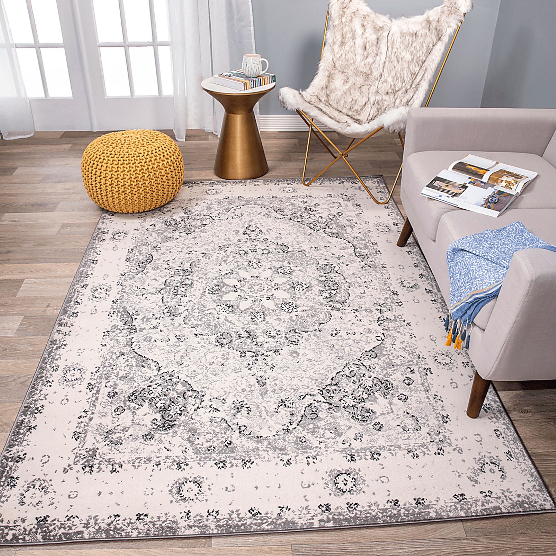 Verlee Gray 5' x 7' Rug - Image 4