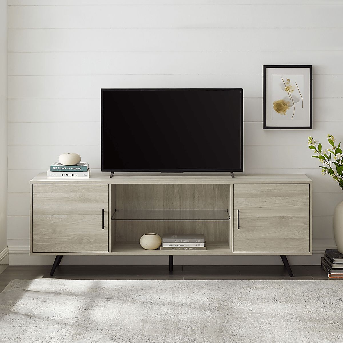 Verlie Brown Dark Wood Console | Rooms to Go