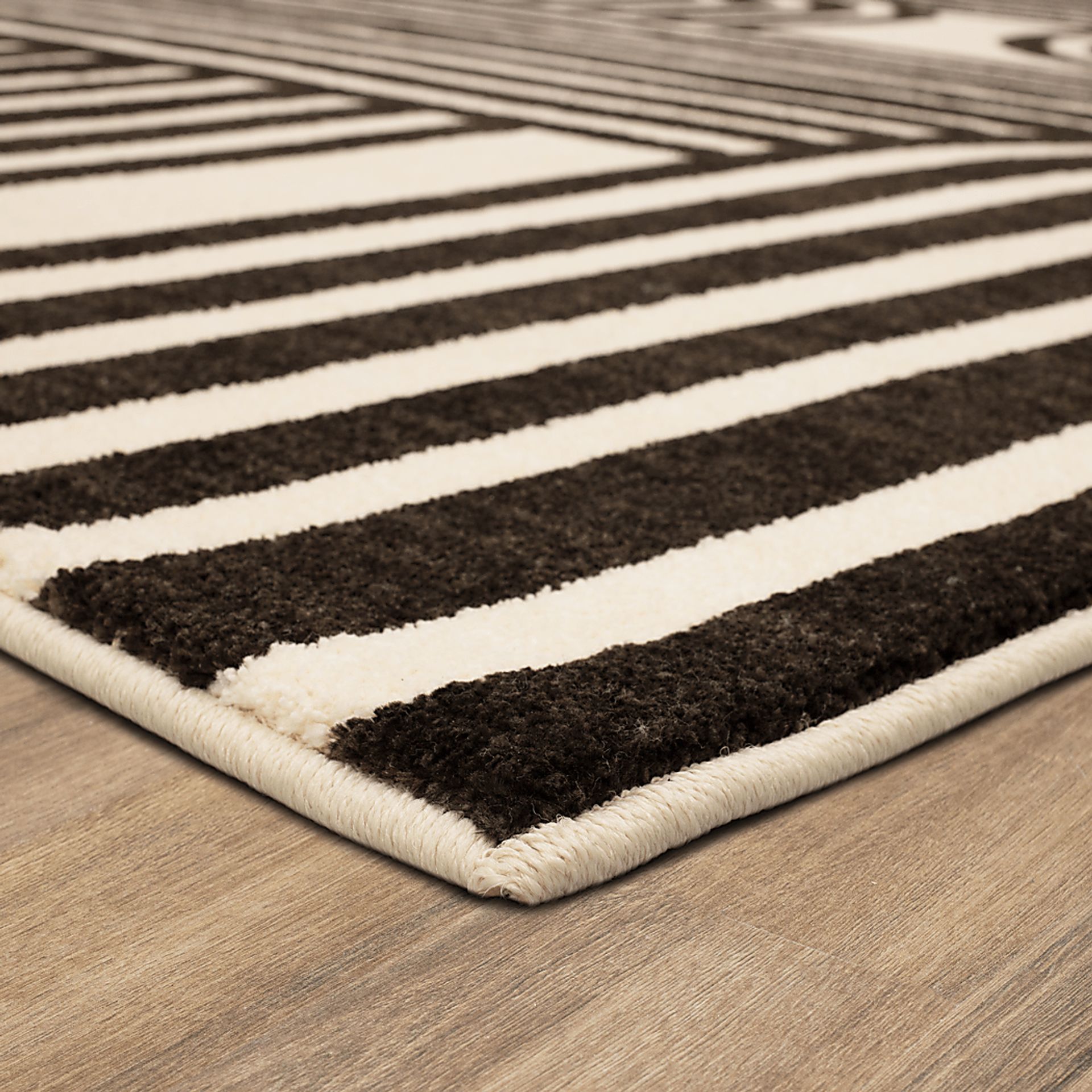 Verlow Charcoal 5'3 x 7'10 Rug - Image 4