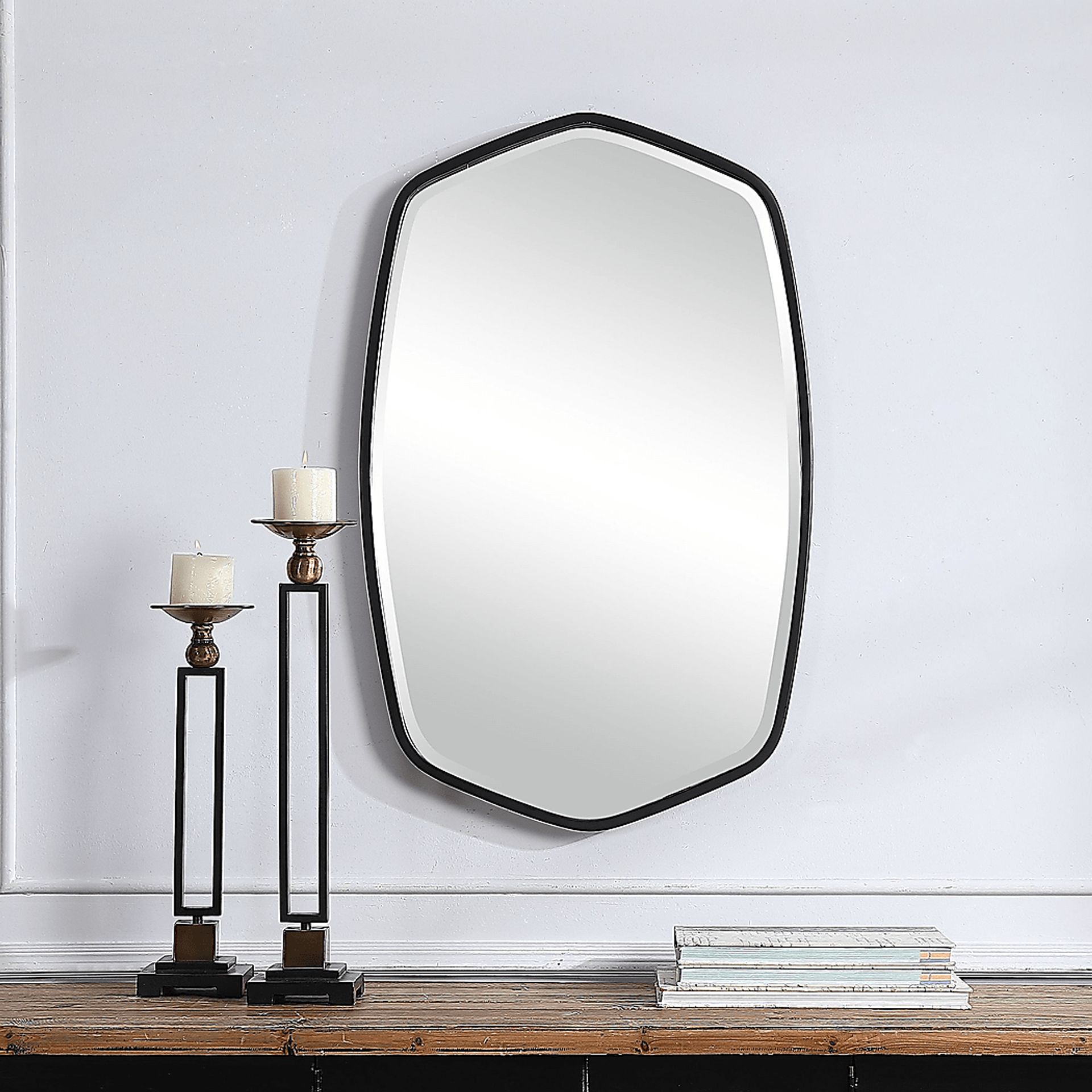 Vernadean Black Mirror - Image 5