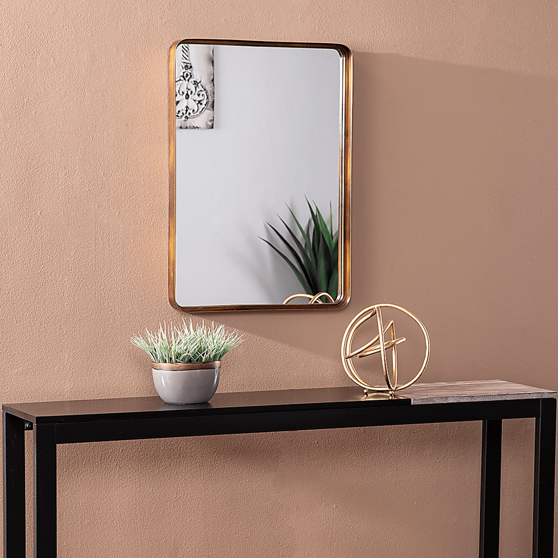 Vernetta Gold Wall Mirror - Image 5