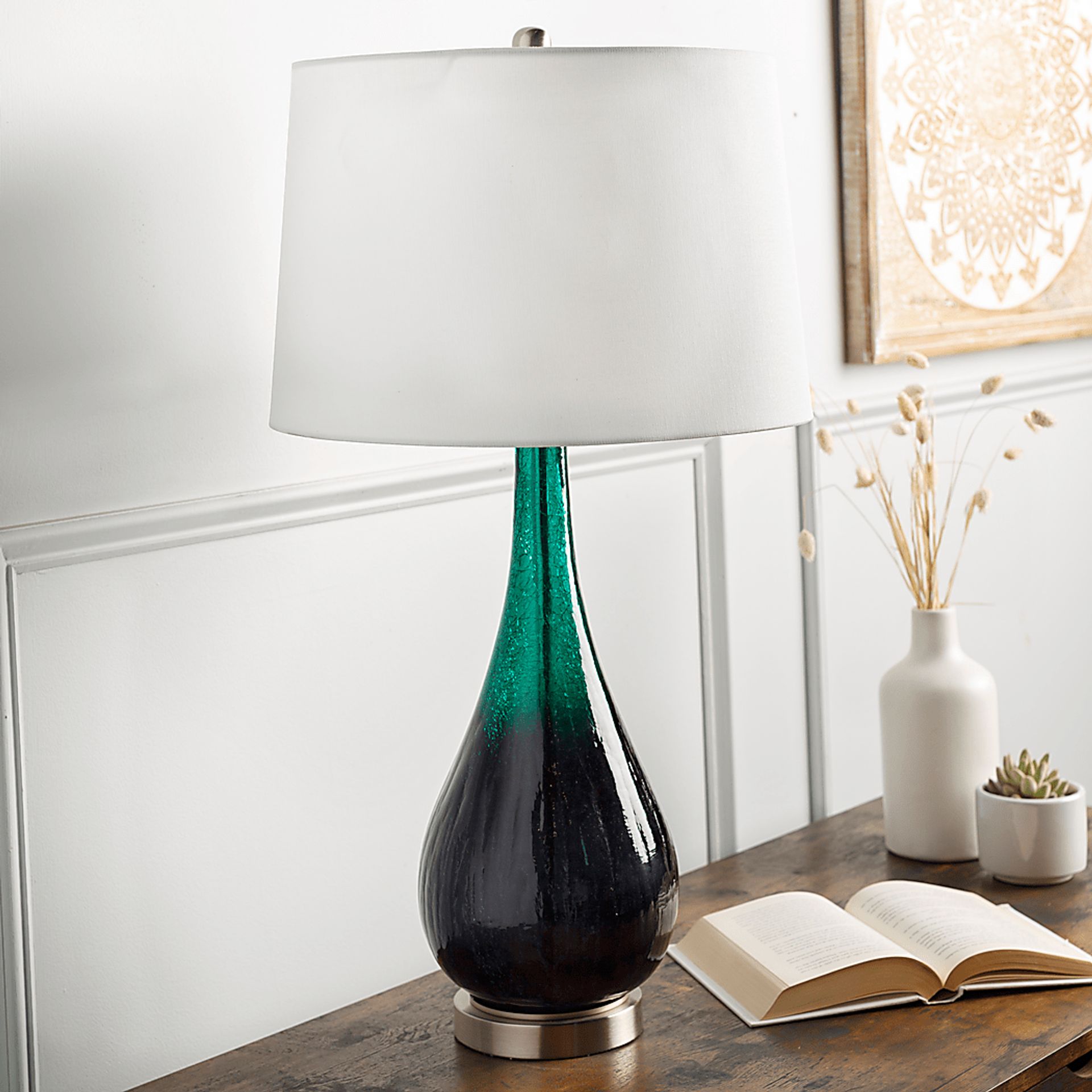 Vernoy Shores Green Lamp - Image 2