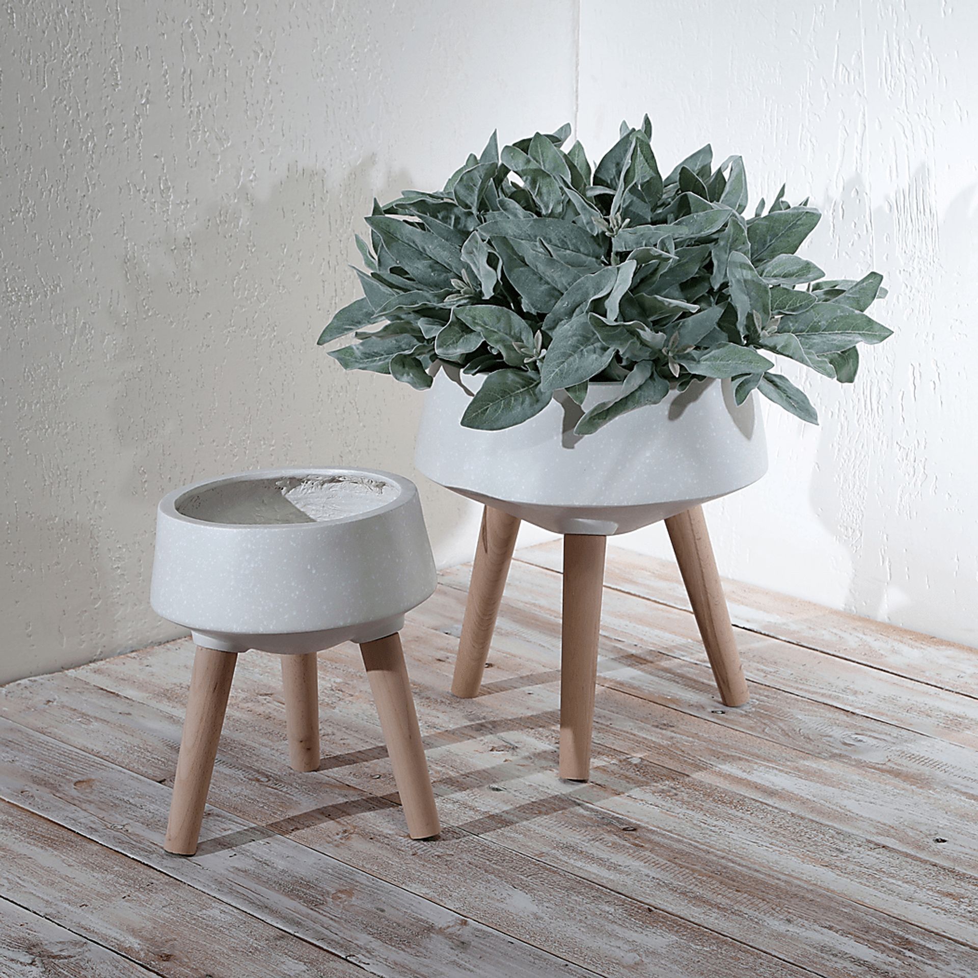 Verrdure White Planter, Set of 2 - Image 2