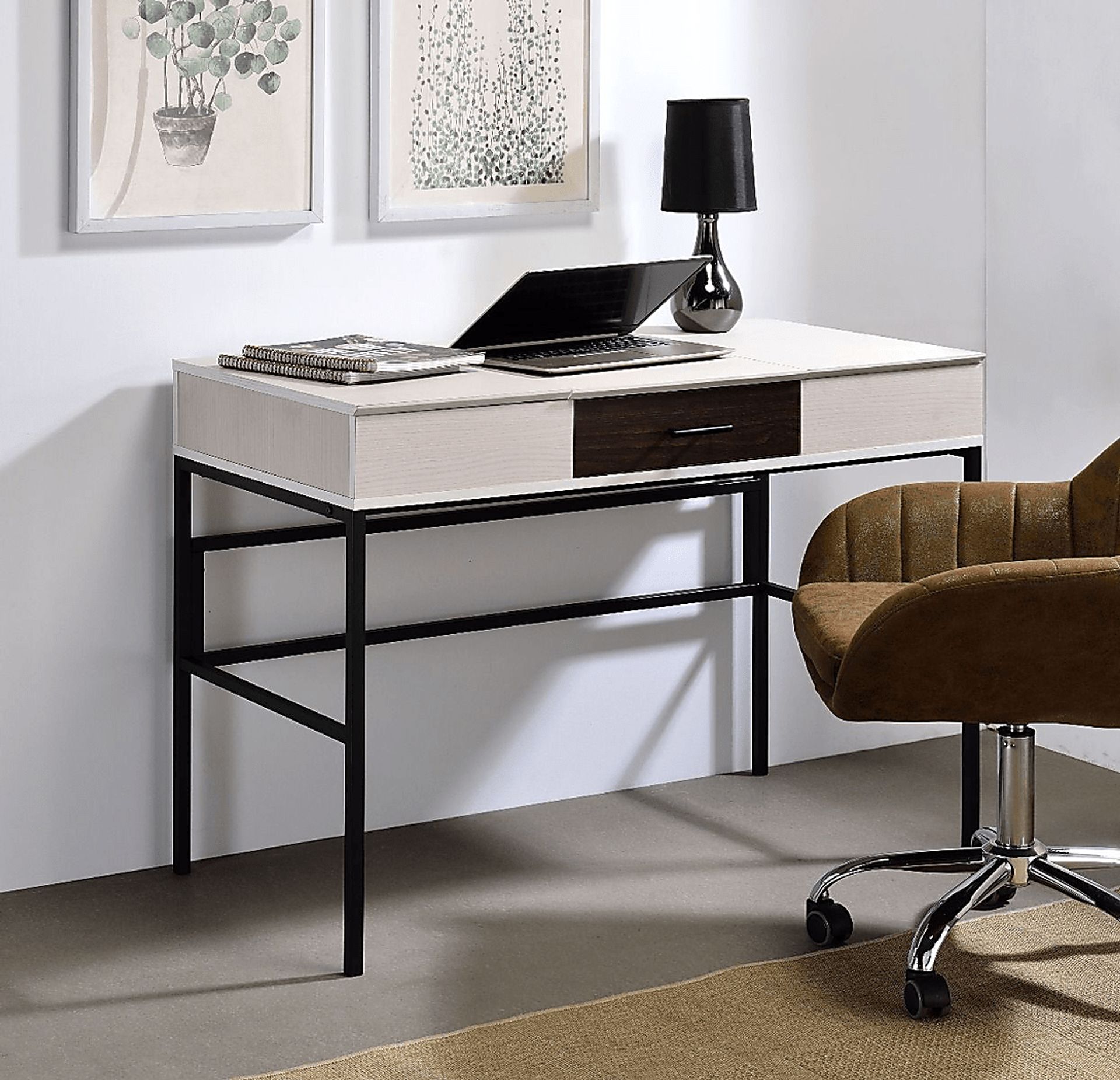 Versany White Desk - Image 6