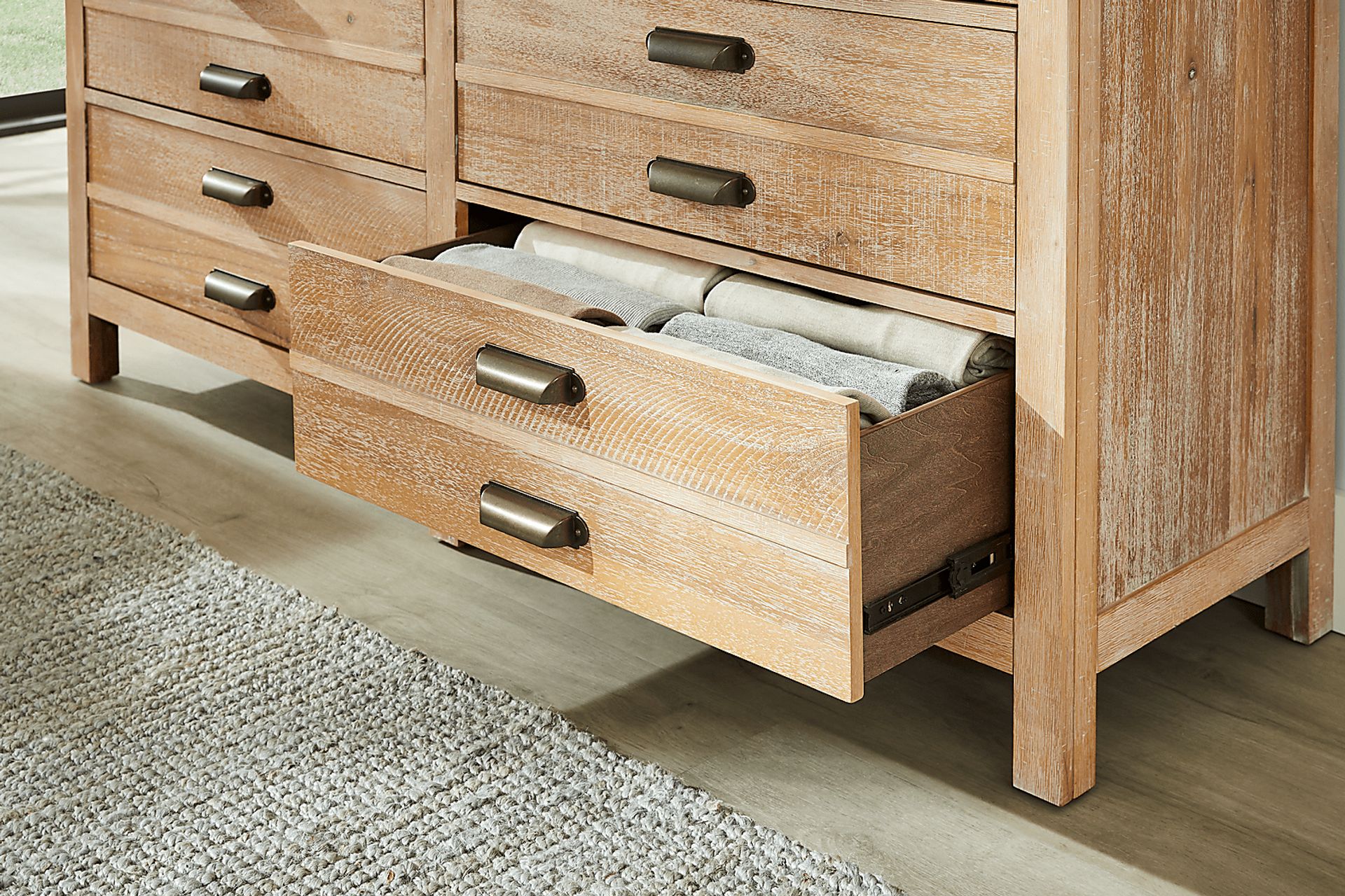 Vetralla Sand Dresser - Image 4