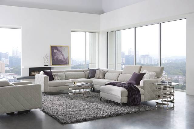 Via Sorrento Dove 4 Pc Sectional - Thumbnail - Image 2