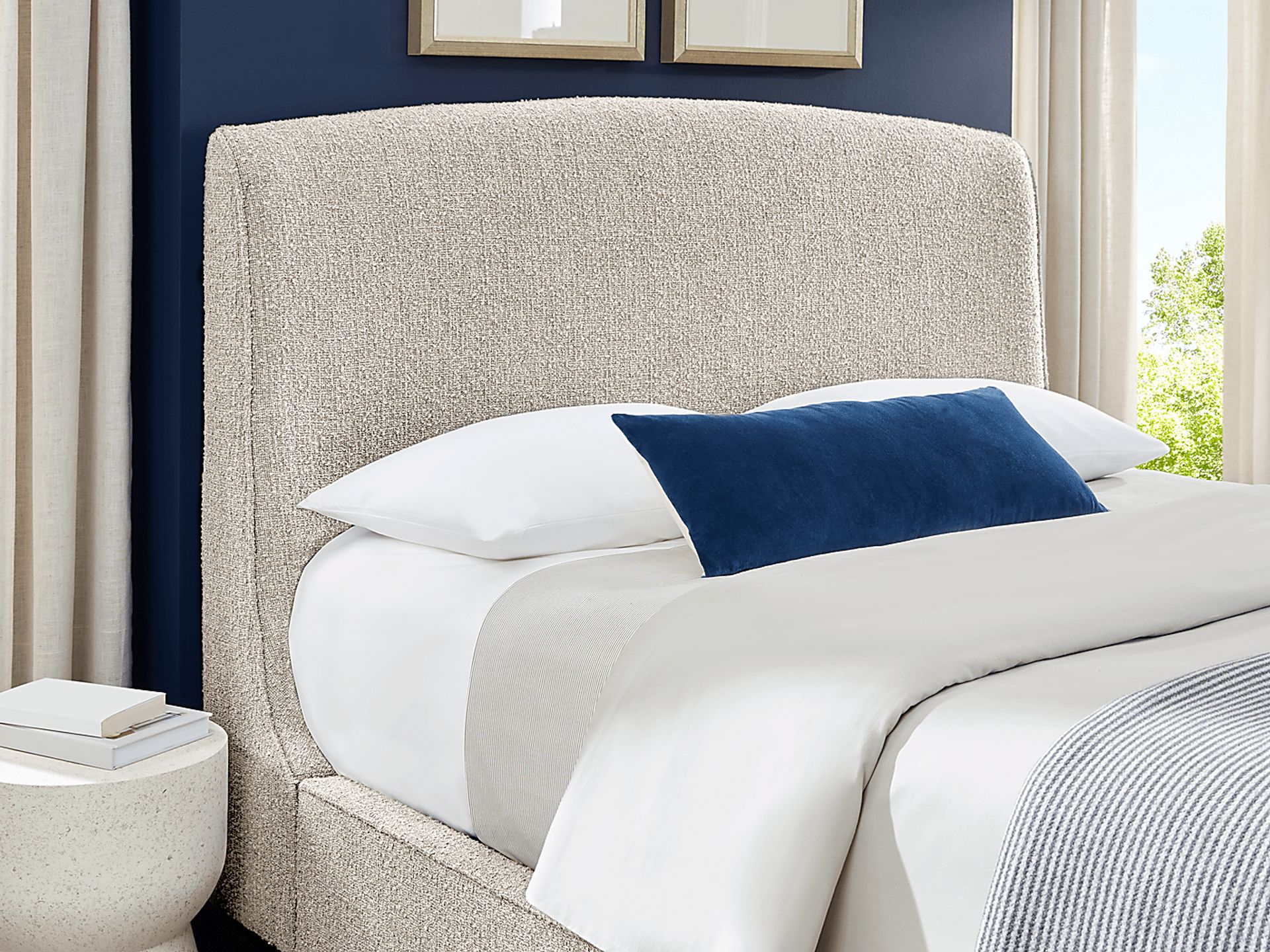 Villanova Square Cream 3 Pc King Upholstered Bed - Image 2