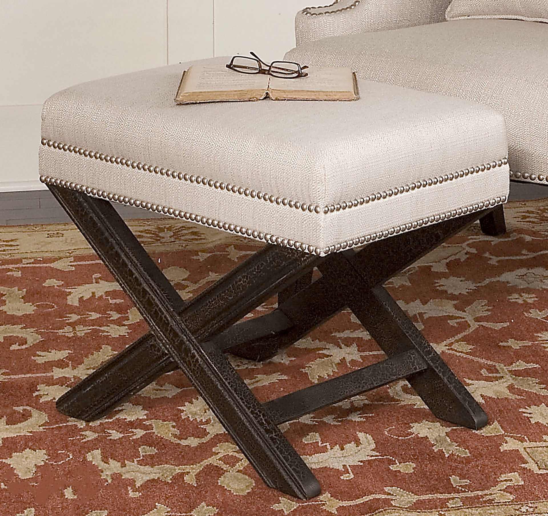 Villaview Beige Accent Bench - Image 3
