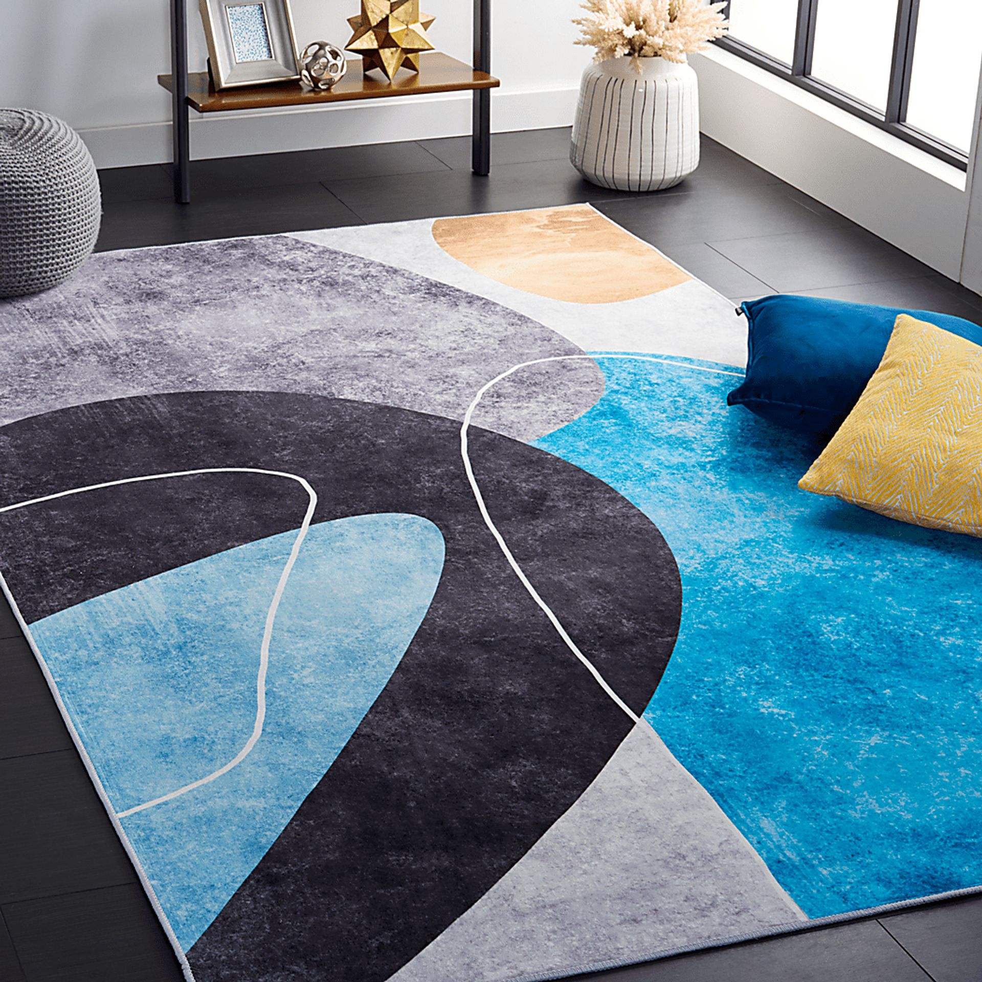 Vineash Multi 6' x 9' Rug - Image 2