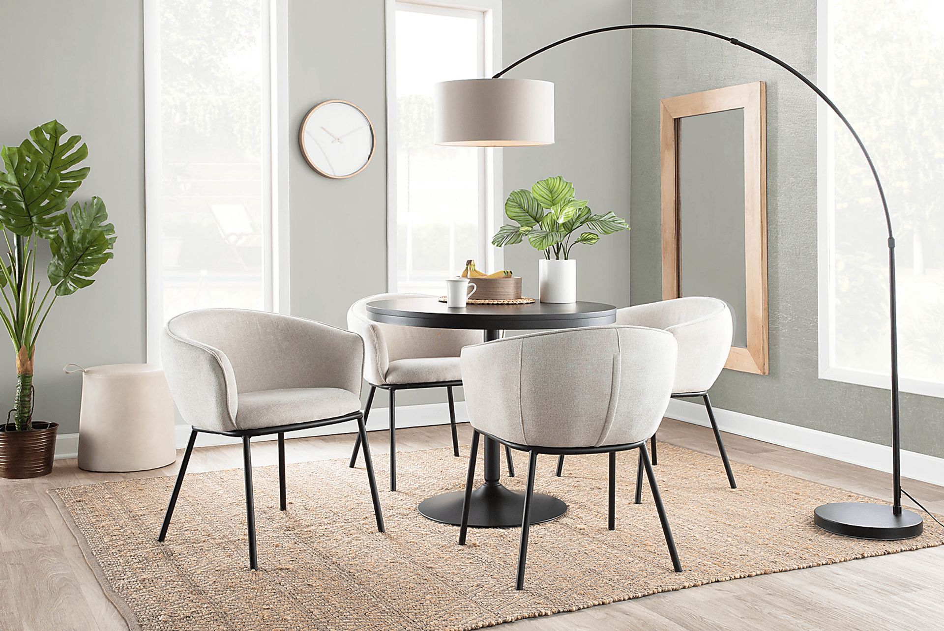 Vinevale Cream Side Chair - Image 9