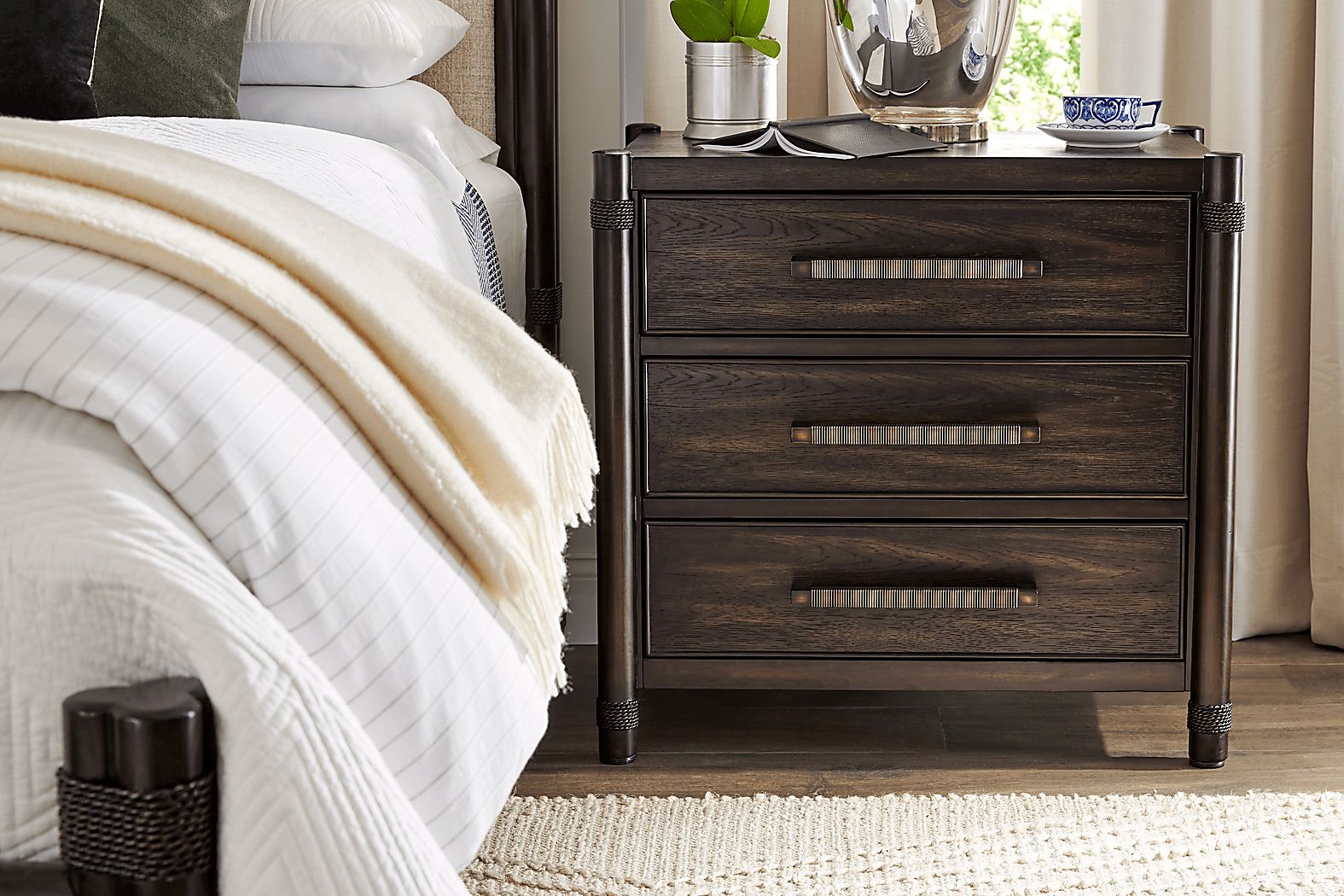 Vineyard Estates Bedroom Set - Thumbnail 4