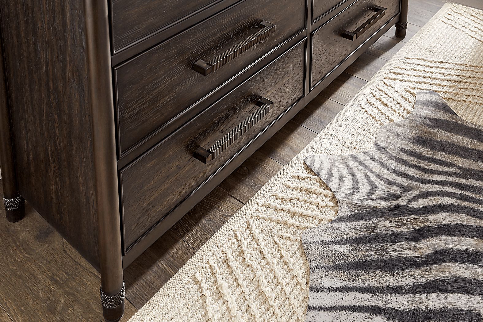 Vineyard Estates Brown Dresser - Thumbnail 5