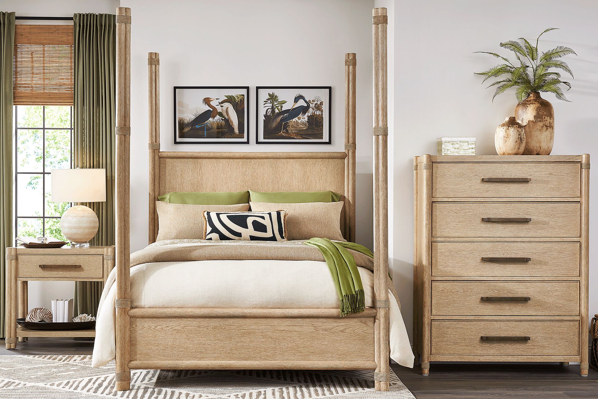 Vineyard Estates Natural 5 Pc Queen Poster Bedroom - Image 1