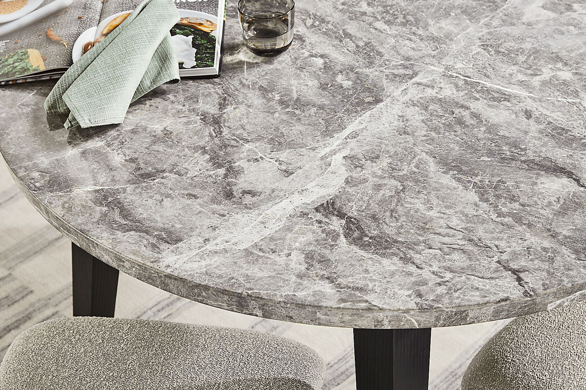 Viola Black 5 Pc Round Marble Top Dining Room - Image 3