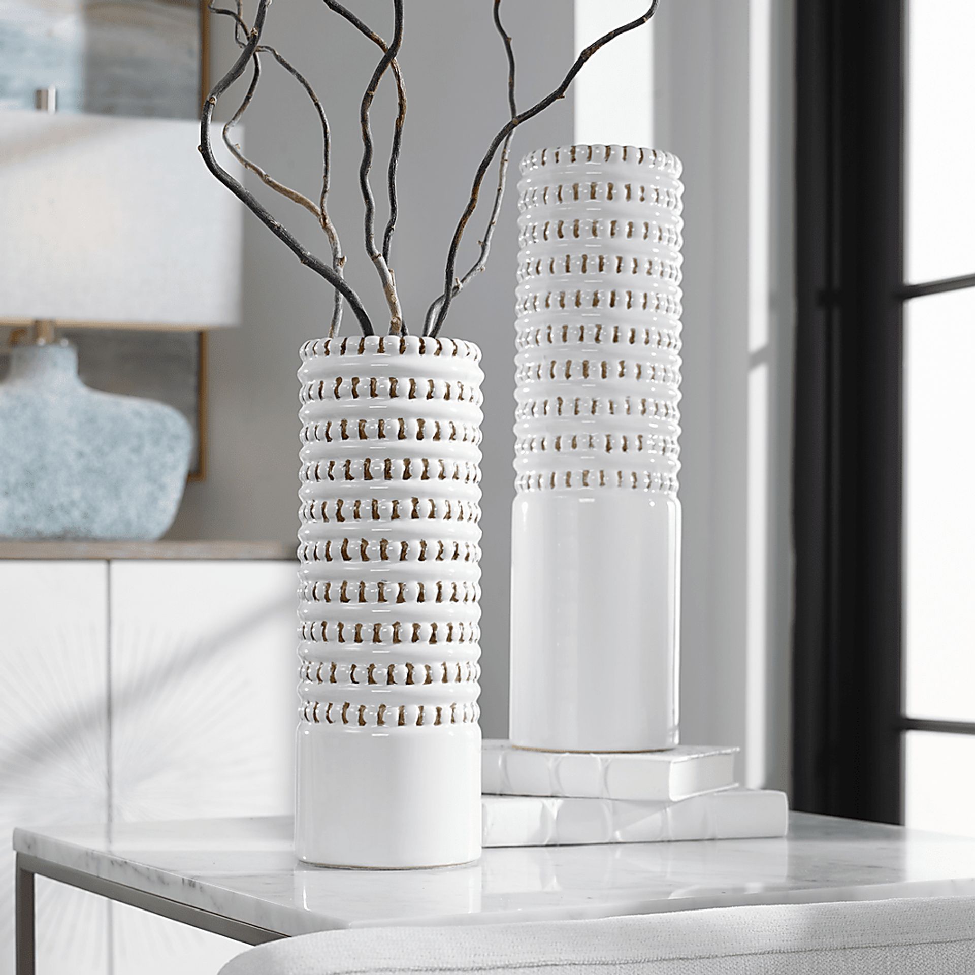 Volpe White Vase, Set of 2 - Image 3
