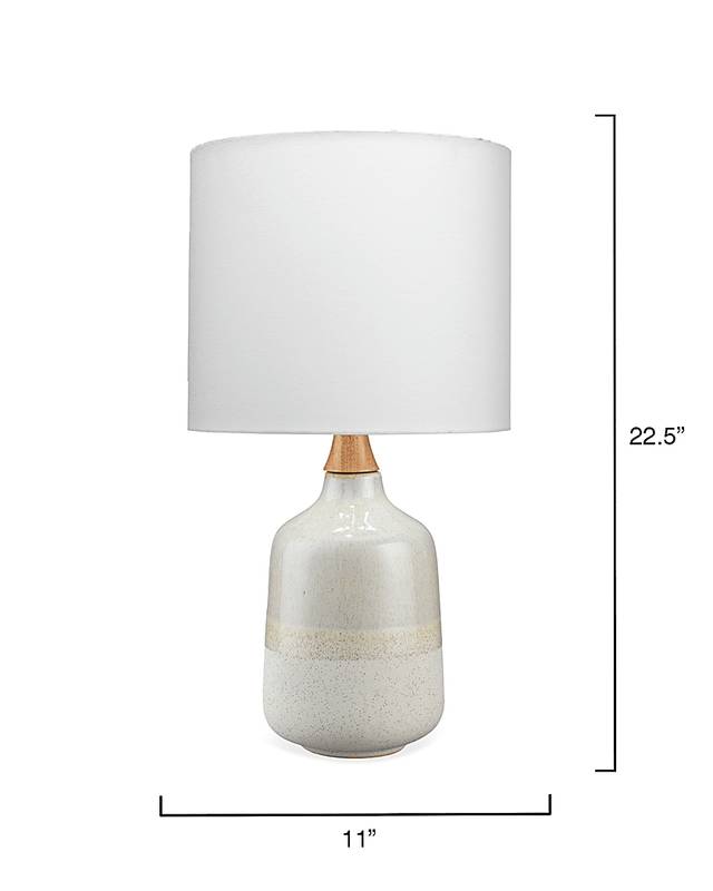 Vyanna Court Cream Lamp - Thumbnail - Image 4