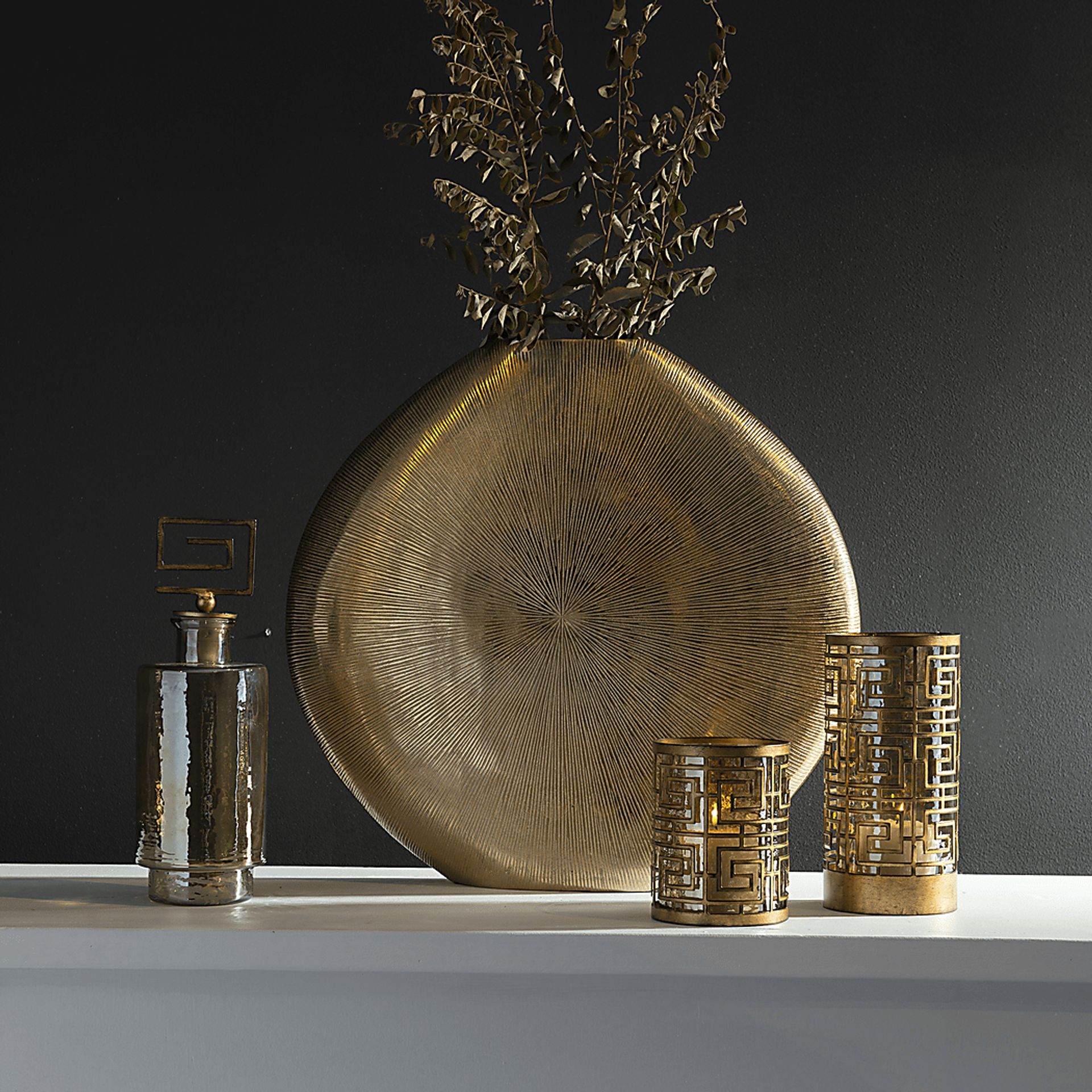 Wallcross Gold Vase - Image 4