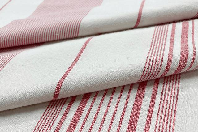 Wallington Ivory Red 3 Pc Queen Comforter Set - Thumbnail - Image 4