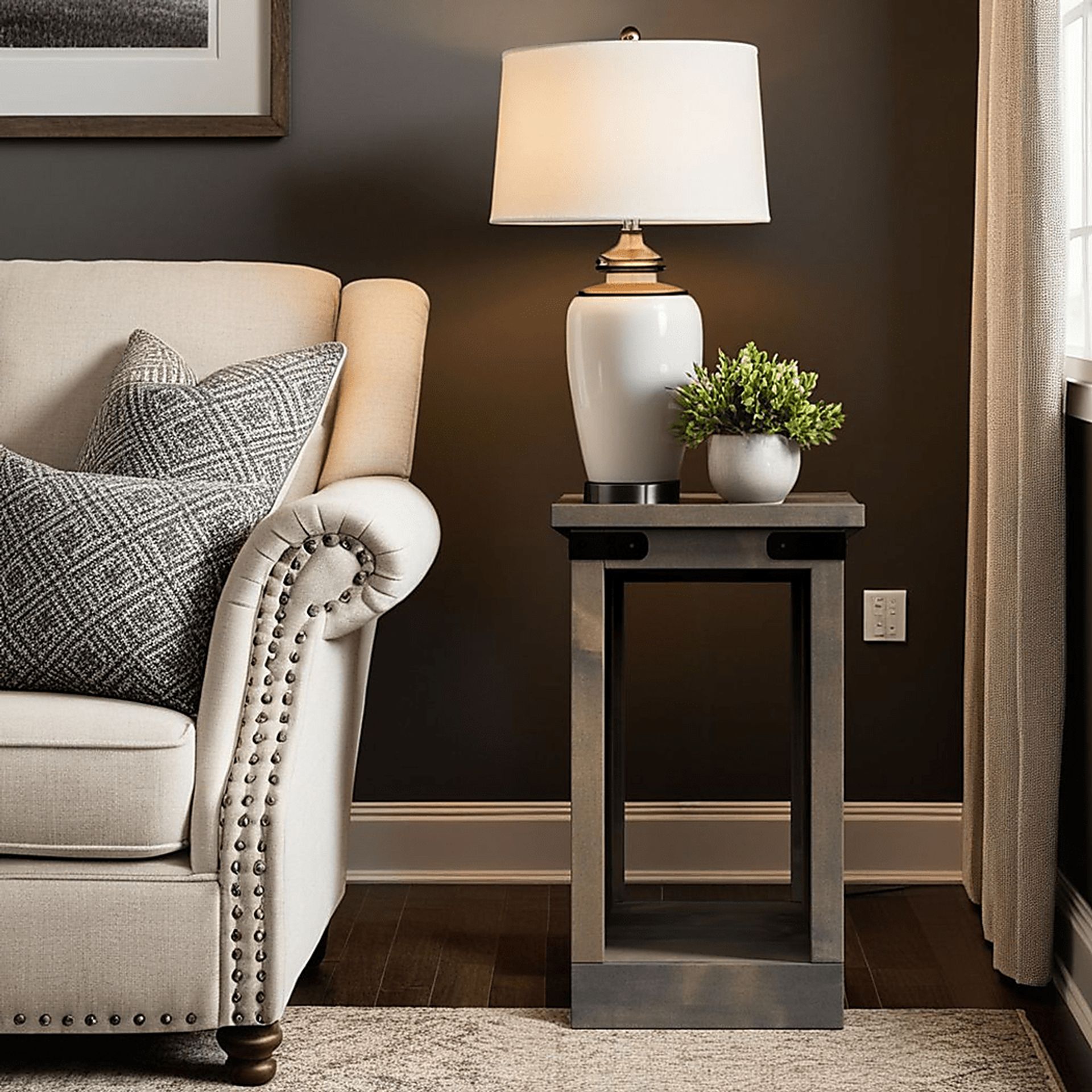 Wapegue Dark Brown Nightstand - Image 8