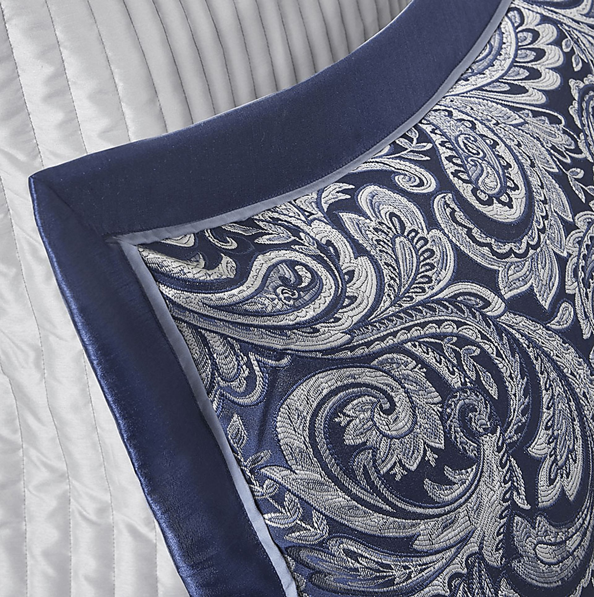 Wapsi Navy 12 Pc California King Comforter Set - Image 5