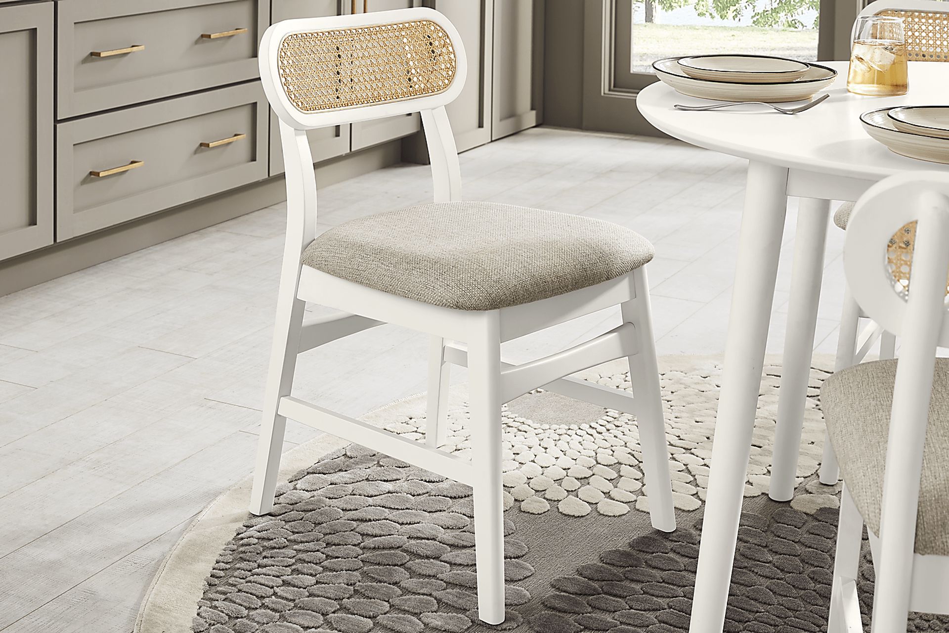 Watertown White 5 Pc Round Dining Room - Image 6