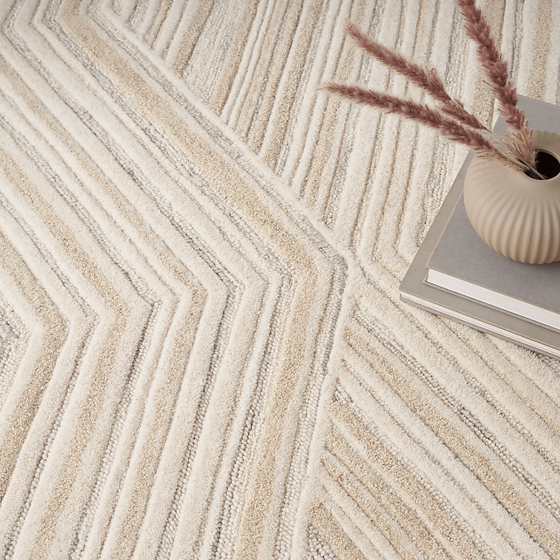 WAVE ILLUSION IVORY 2'3 x 7'6 RUG - Image 6
