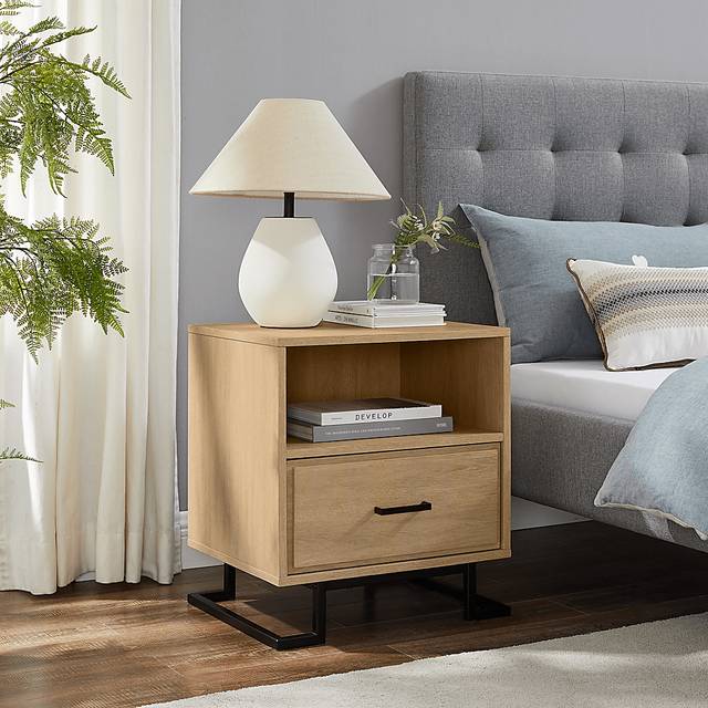 Waynemer Oak Nightstand - Thumbnail - Image 2