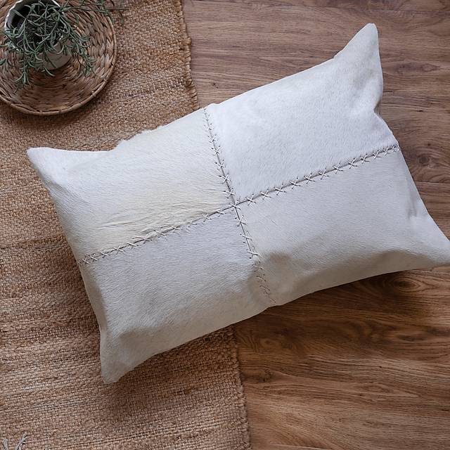 Wayvedew Ivory Lumbar Pillow - Thumbnail - Image 2