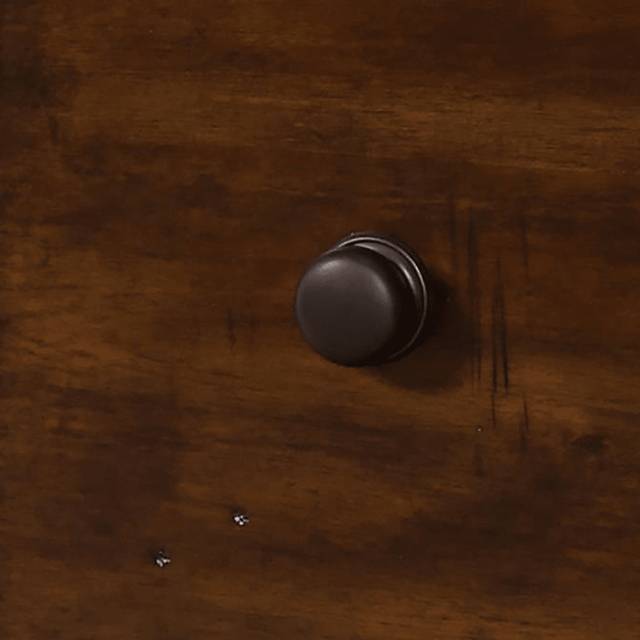 Weatherburne Chestnut Nightstand - Thumbnail - Image 3