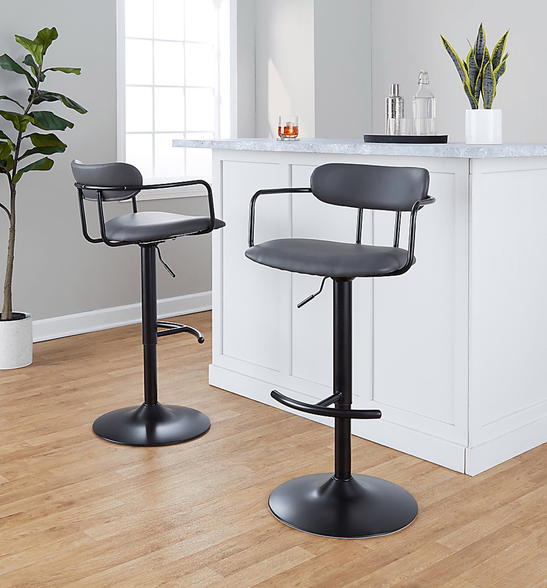 Wedgefeild II Gray Adjustable Barstool, Set of 2 - Image 4